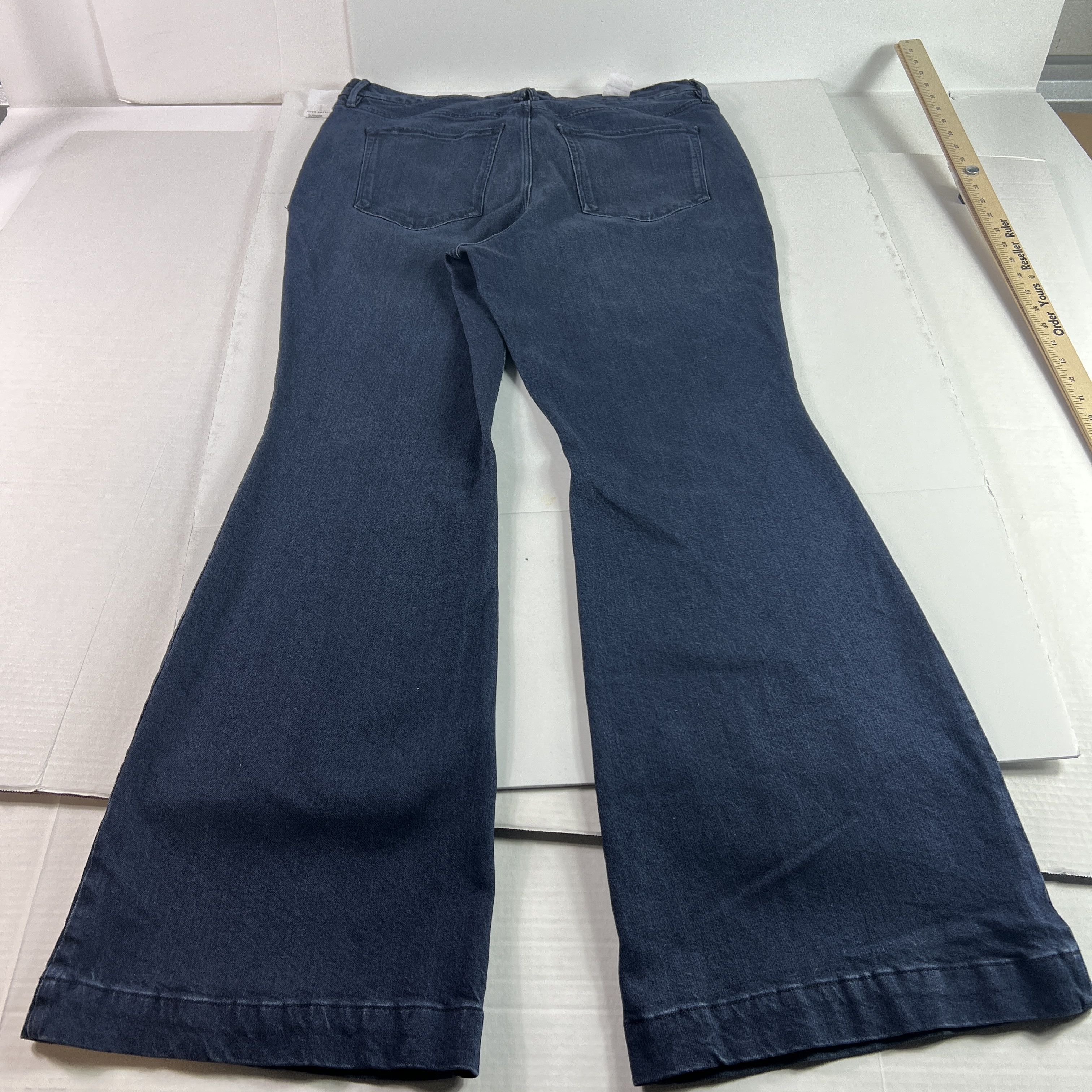Good American Good American Jean Good Legs Flare High Rise Dark Blue Denim Size 40" / US 18 - 10 Thumbnail
