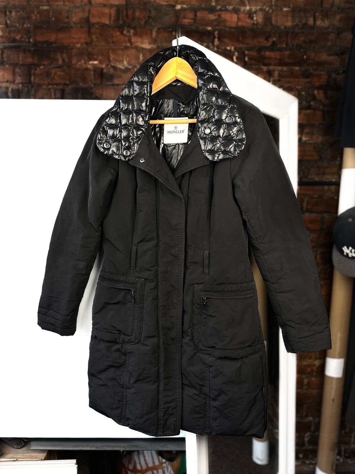 Moncler Authentic Women’s Moncler Romney Down Jacket Black Size: 1 Size S / US 4 / IT 40 - 6 Thumbnail