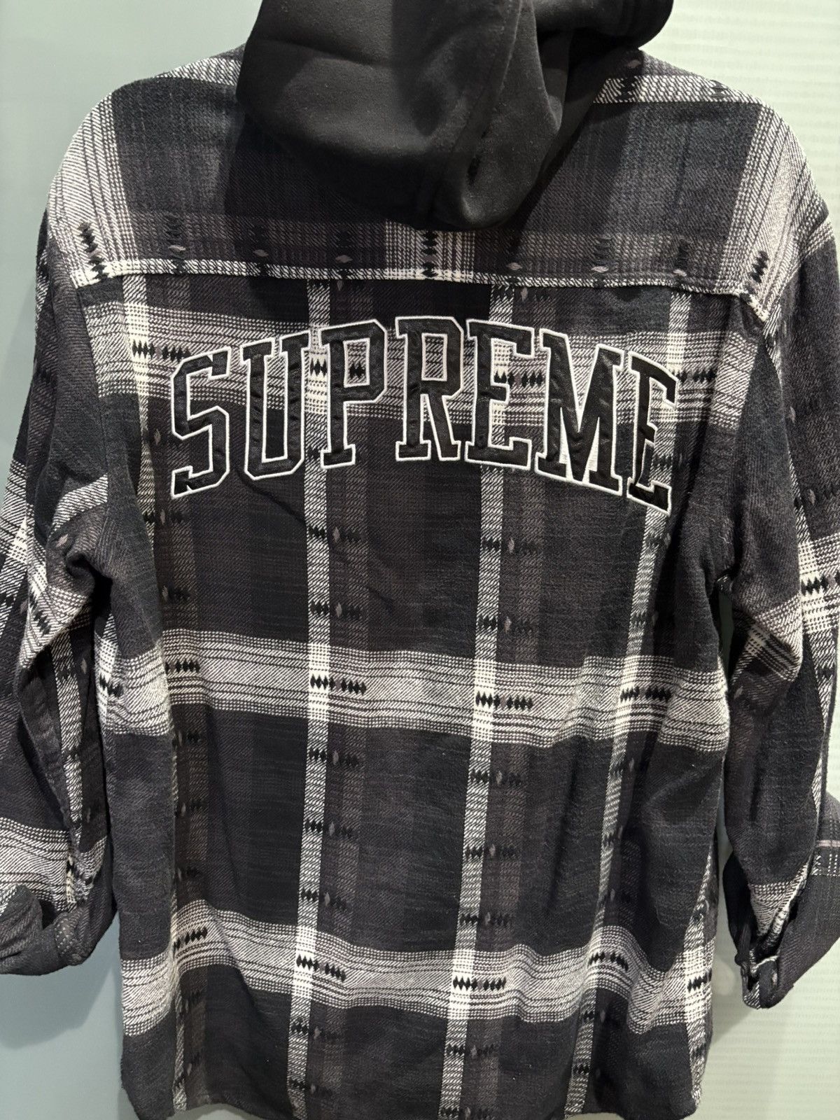 Supreme Supreme Hooded Jacquard Flannel Shirt FW18 size M Size US M / EU 48-50 / 2 - 3 Thumbnail