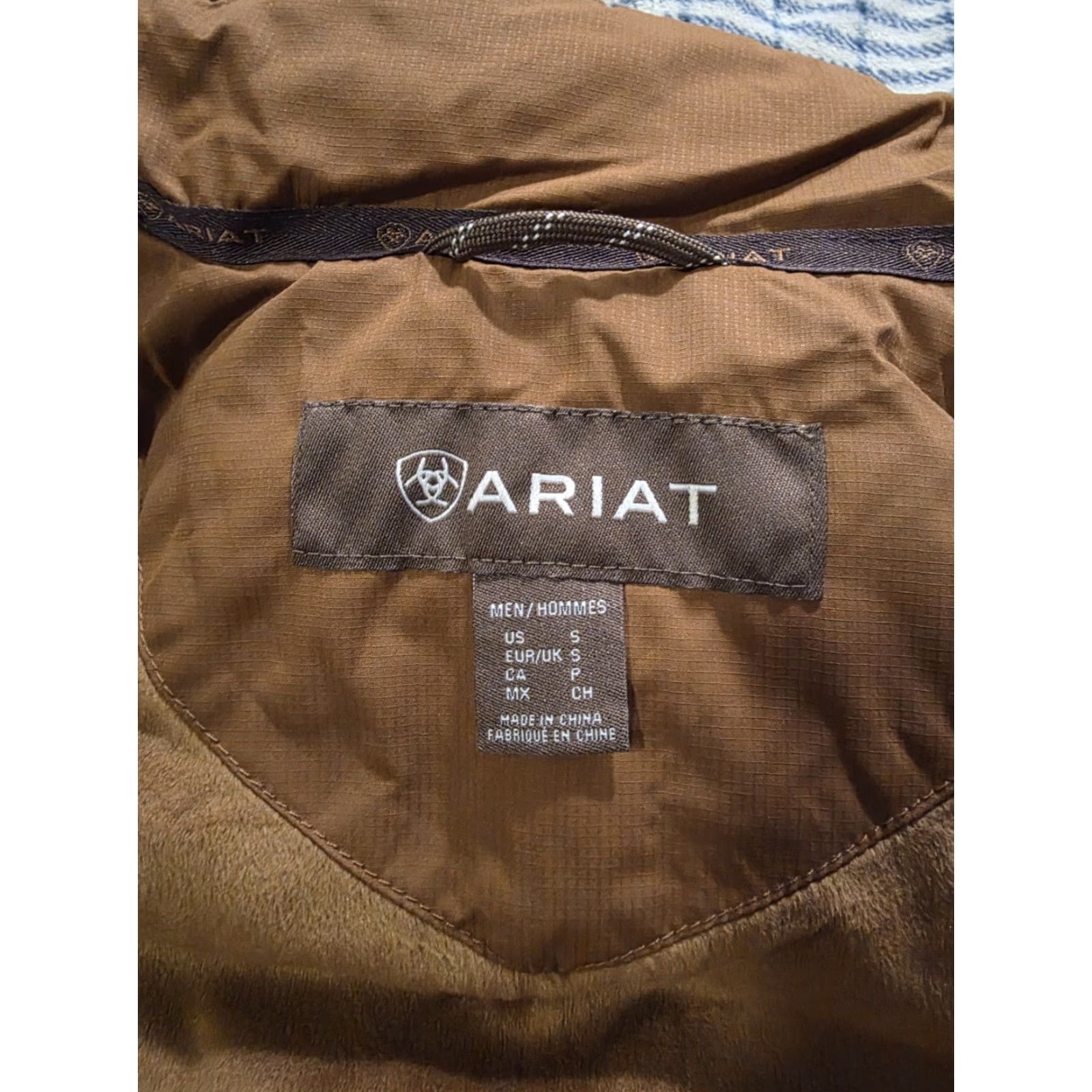 Ariat Ariat Vest Geometric Aztec Insulated Concealed Carry Mid-Length Stand-Up Collar Logo Men's S NEW NWT Size US S / EU 44-46 / 1 - 5 Thumbnail