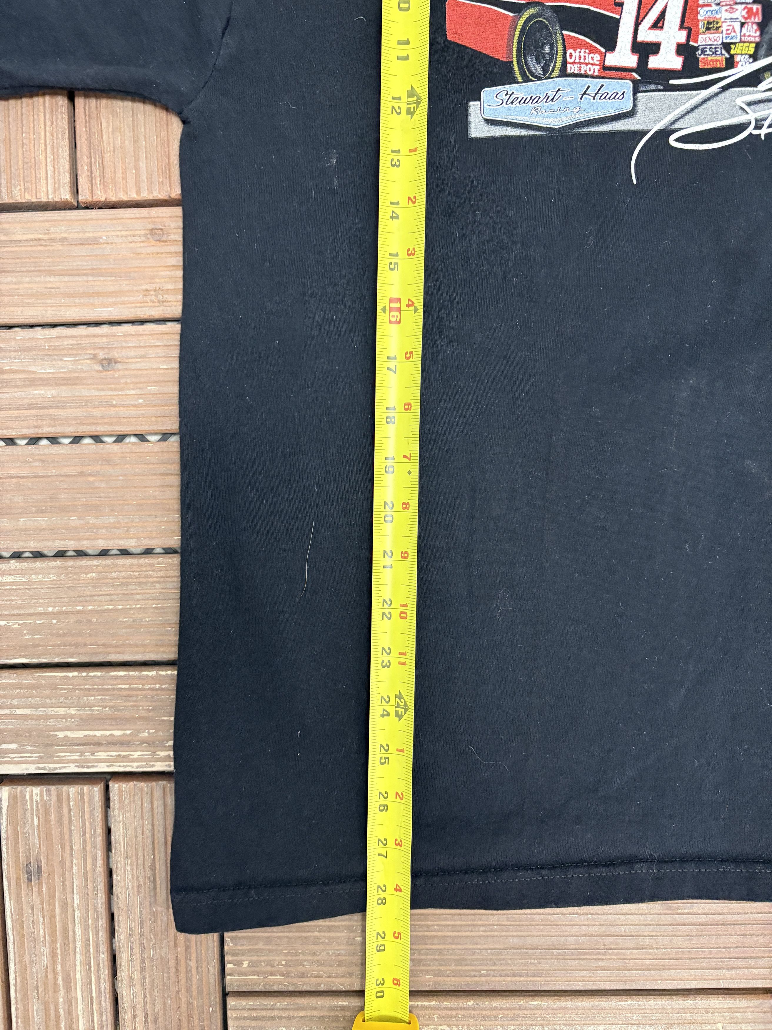 Vintage Tony Stewart Stewart-Haas Racing NASCAR Vintage T-Shirt Tee Size US XL / EU 56 / 4 - 9 Thumbnail