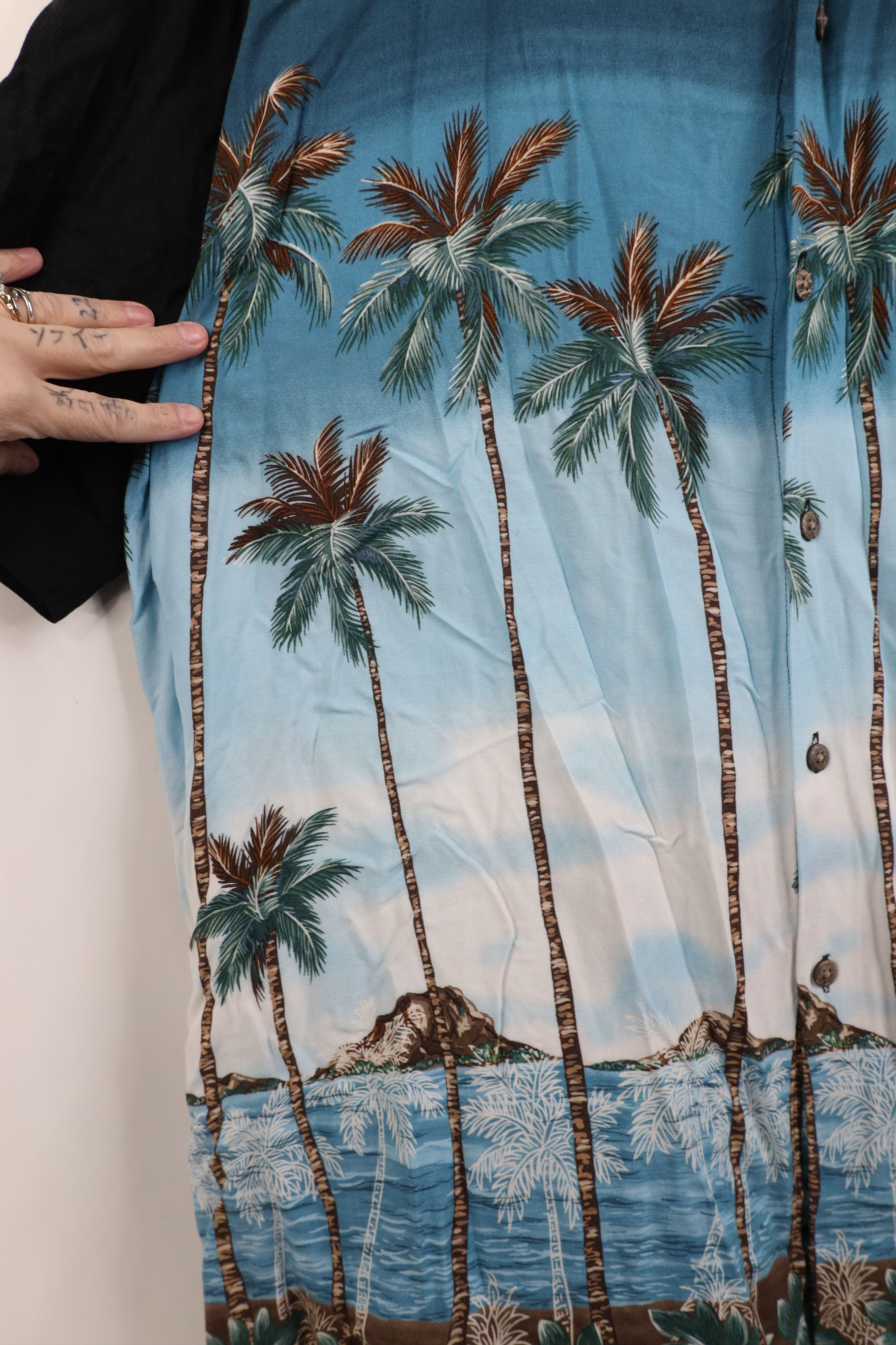 Vintage Vintage 90s Streetwear Palm Tree Beach Hawaiian Button Shirt Size US XXL / EU 58 / 5 - 6 Thumbnail