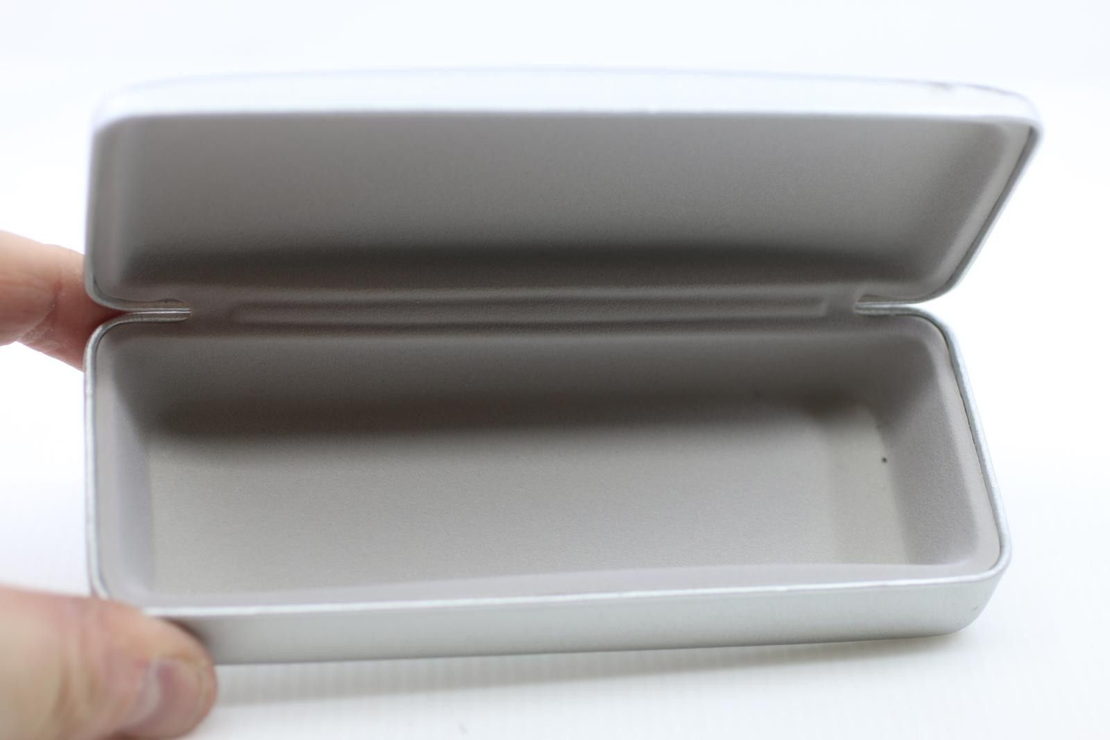 The Unbranded Brand Hard Shell Eyeglass Case – Silver Fabric-Covered Hinged Case Size ONE SIZE - 2 Thumbnail