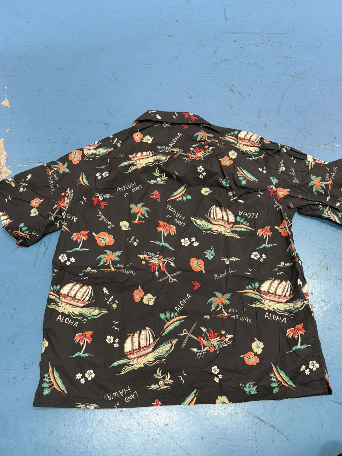 Prada PRADA 19” HAWAII SHIRT Size US L / EU 52-54 / 3 - 2 Thumbnail