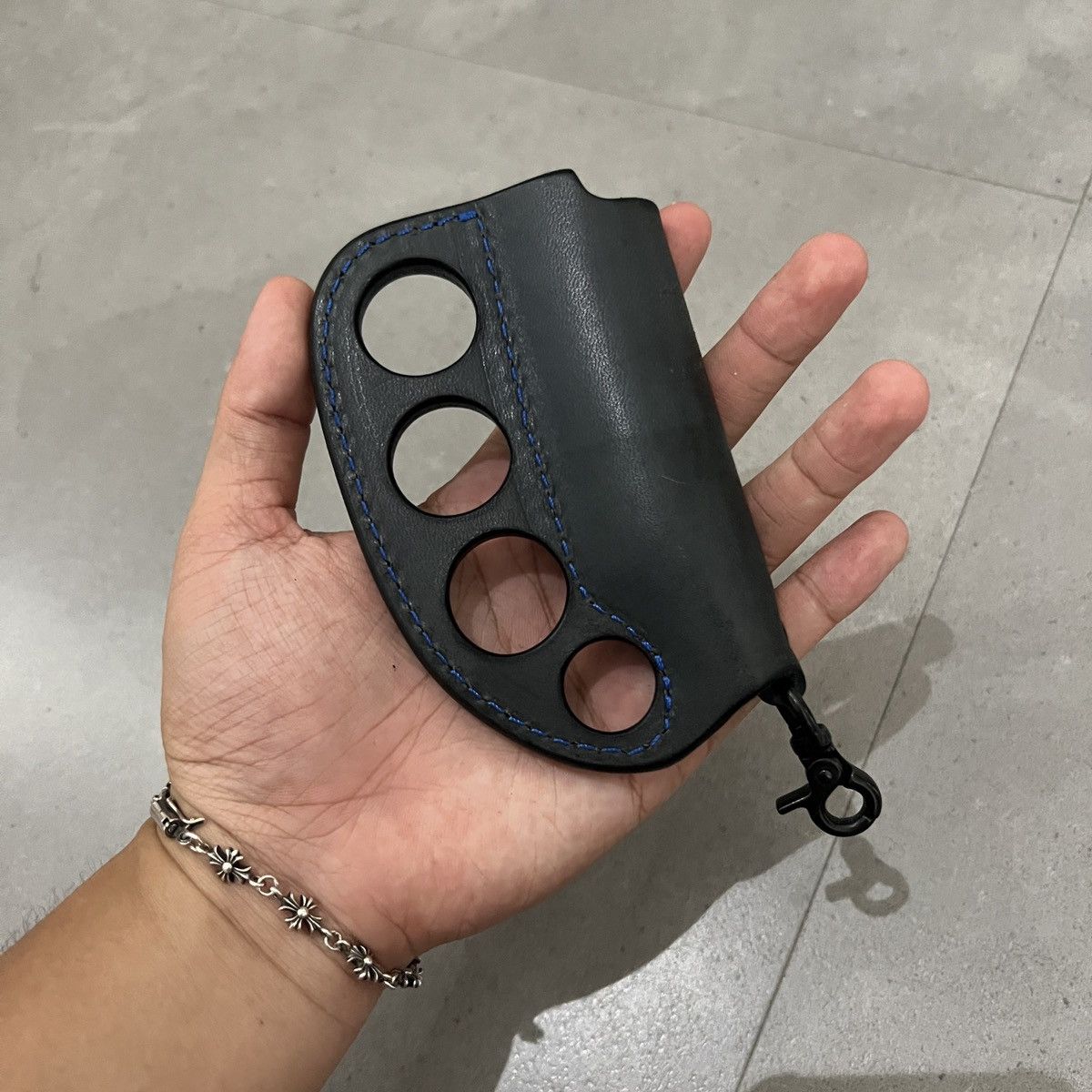 小物 blackmeans LEATHER KNUCKLE LIGHTER CASN Blackmeans Leather Knuckle Lighter Case – Justin Reed