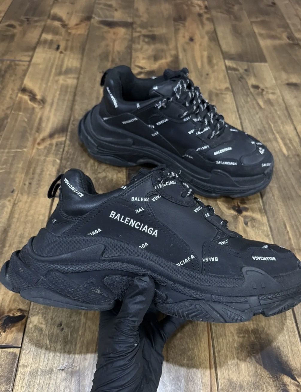 Balenciaga Balenciaga Triple S All Black Logo Sneakers Size US 9 / EU 42 - 6 Thumbnail