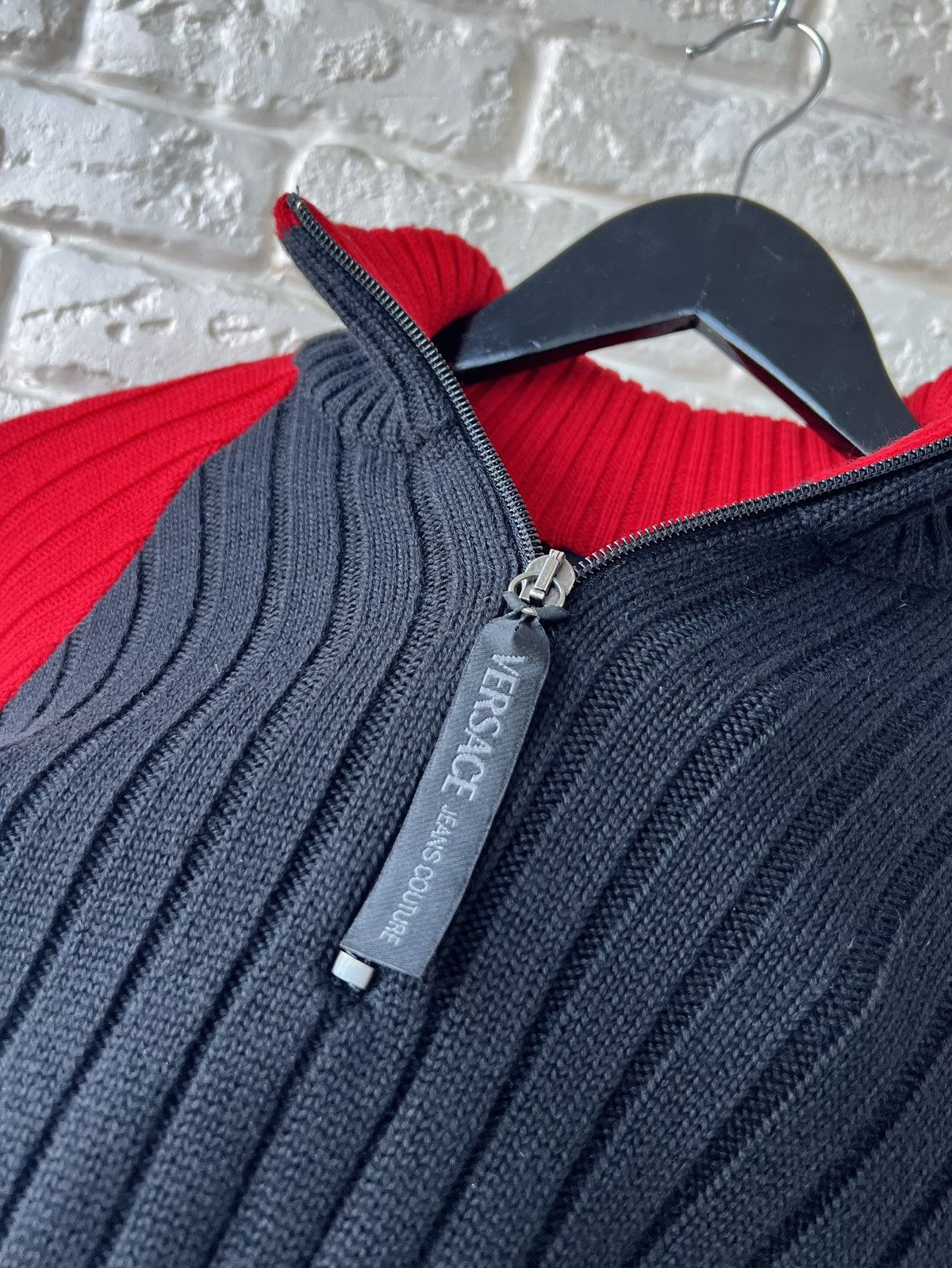 Versace Versace Logo Black Wool Knit 1/4 Zip Sweater Size XS / US 0-2 / IT 36-38 - 5 Thumbnail
