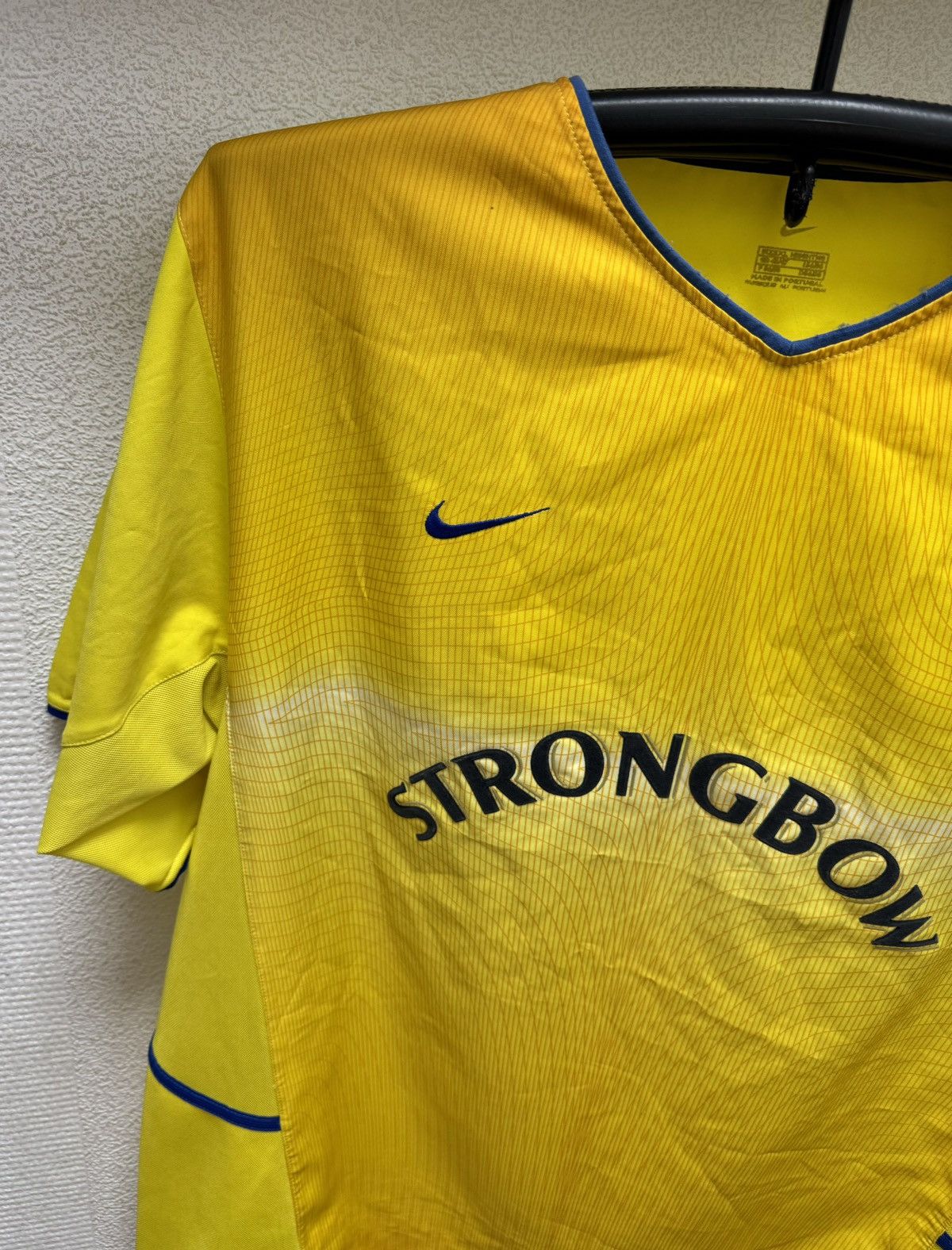 Nike Leeds United nike vintage soccer jersey 2002/03 Xl strongbow Size US XL / EU 56 / 4 - 2 Thumbnail
