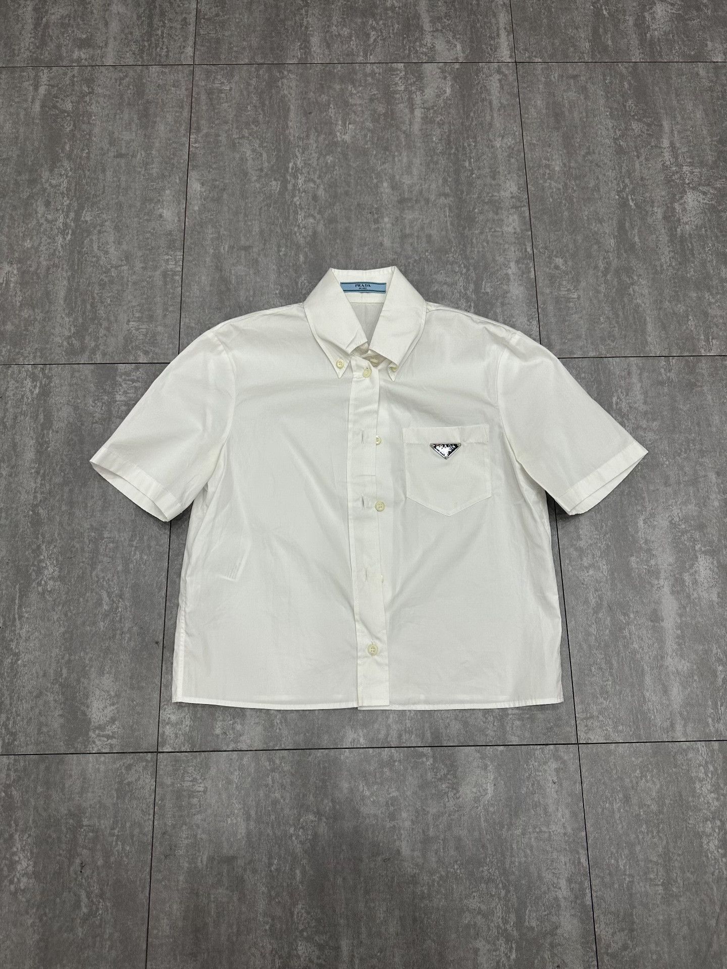 Prada Prada White Button Up S Women Size S / US 4 / IT 40 - 1 Thumbnail