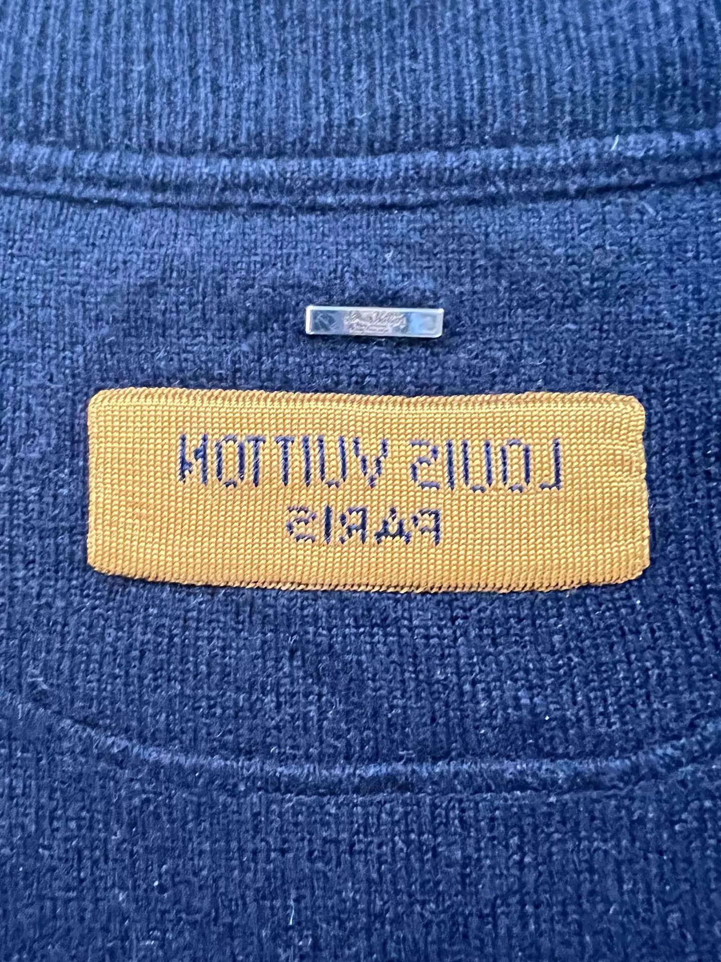 Louis Vuitton LV Cashmere Knit Sweater XL Mint C60303 Size US XL / EU 56 / 4 - 4 Thumbnail