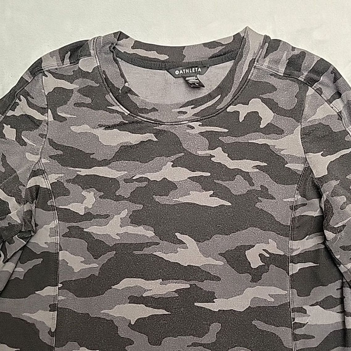 Athleta Athleta Sweatshirt Dress Women XL Gray Camouflage All Seasons Fleece Pullover Casual Athleisure Stretch Performance Size XL / US 12-14 / IT 48-50 - 3 Thumbnail