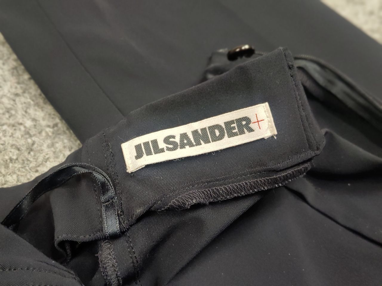Jil Sander Vintage Jil Sander Woman Polyamide Dark blue ankle Zip Pants Size 40" / US 18 - 13 Thumbnail