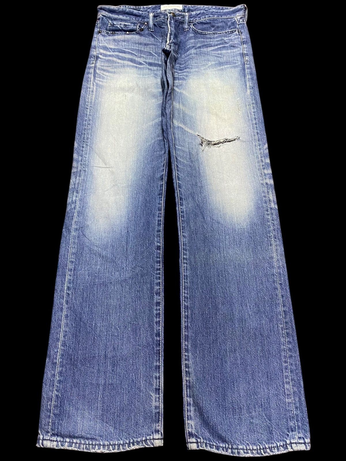 Fragment Design × Vanquish Vintage Vanquish Japan Blue Wash Avantgarde Distressed Jeans Size US 33 - 1 Thumbnail
