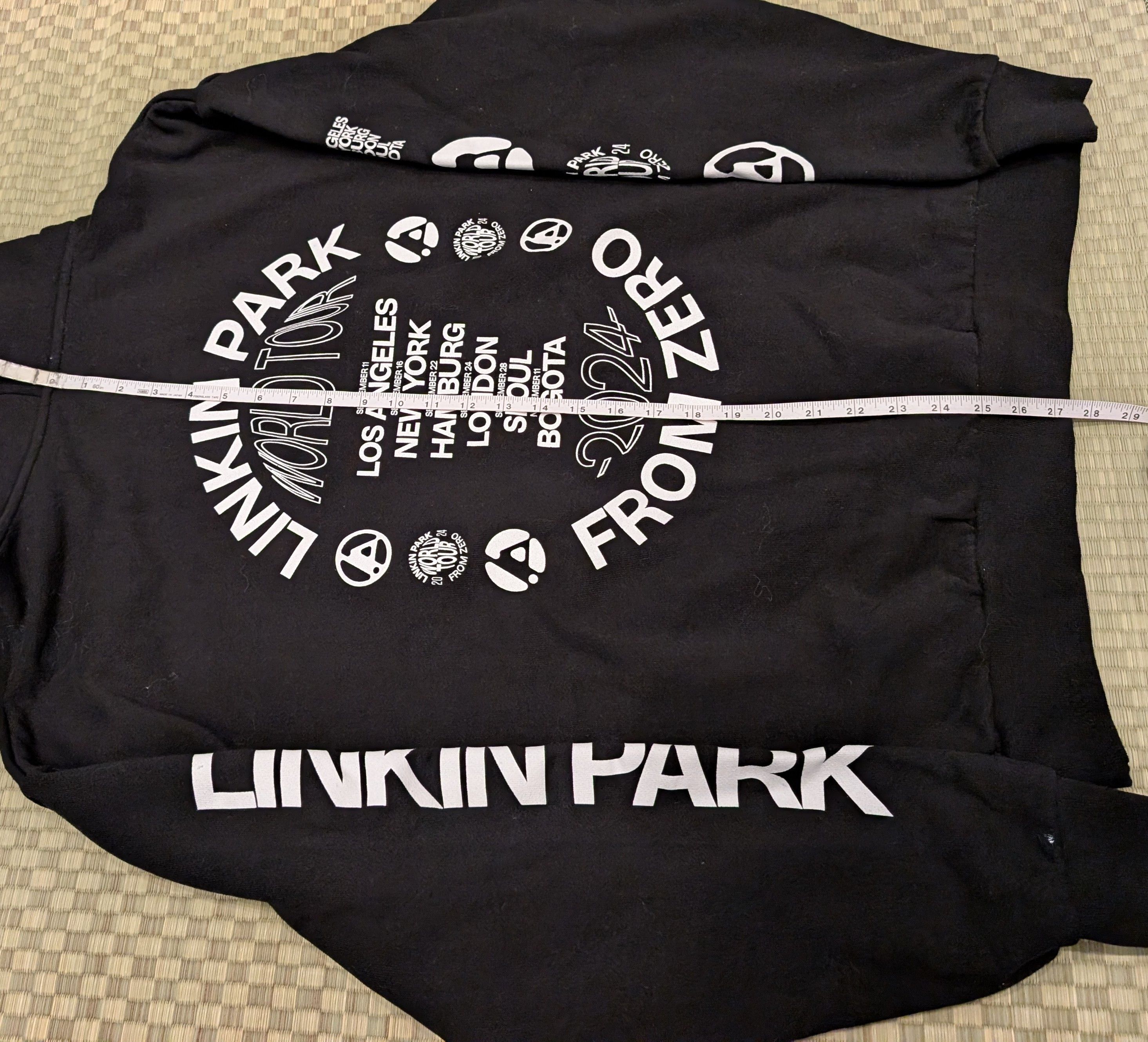 Other SOLD OUT Linkin Park World Tour 2014 From Zero Hoodie Size US M / EU 48-50 / 2 - 5 Thumbnail