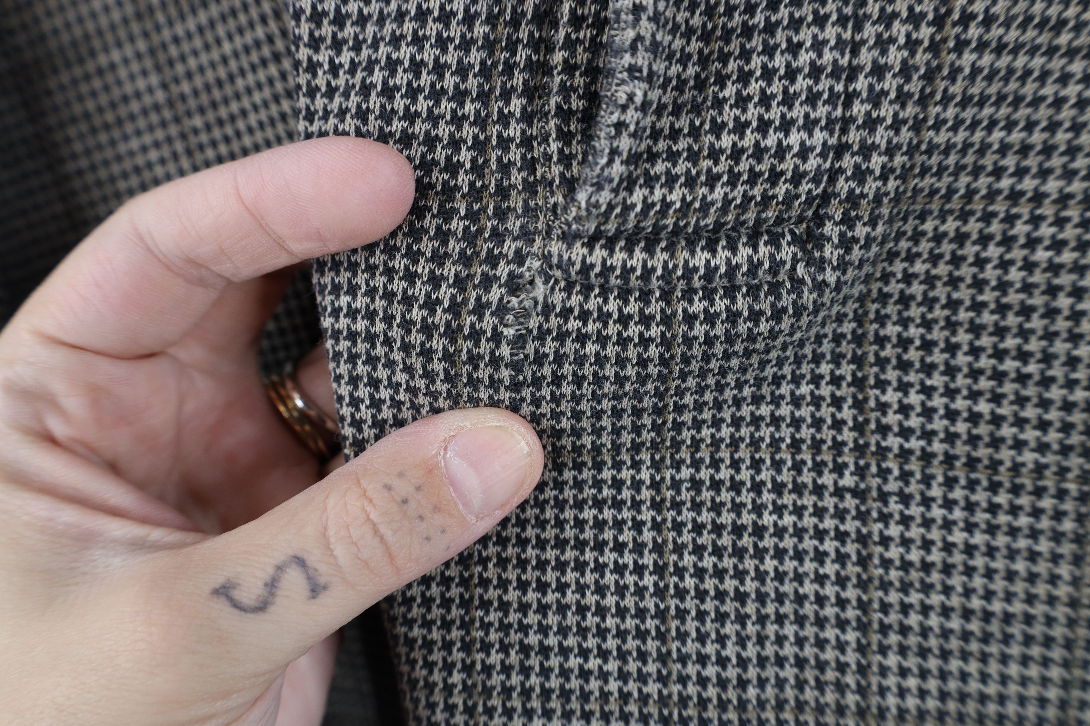Vintage Vintage 90s Streetwear Houndstooth Long Sleeve Rugby Polo Size US XL / EU 56 / 4 - 4 Thumbnail