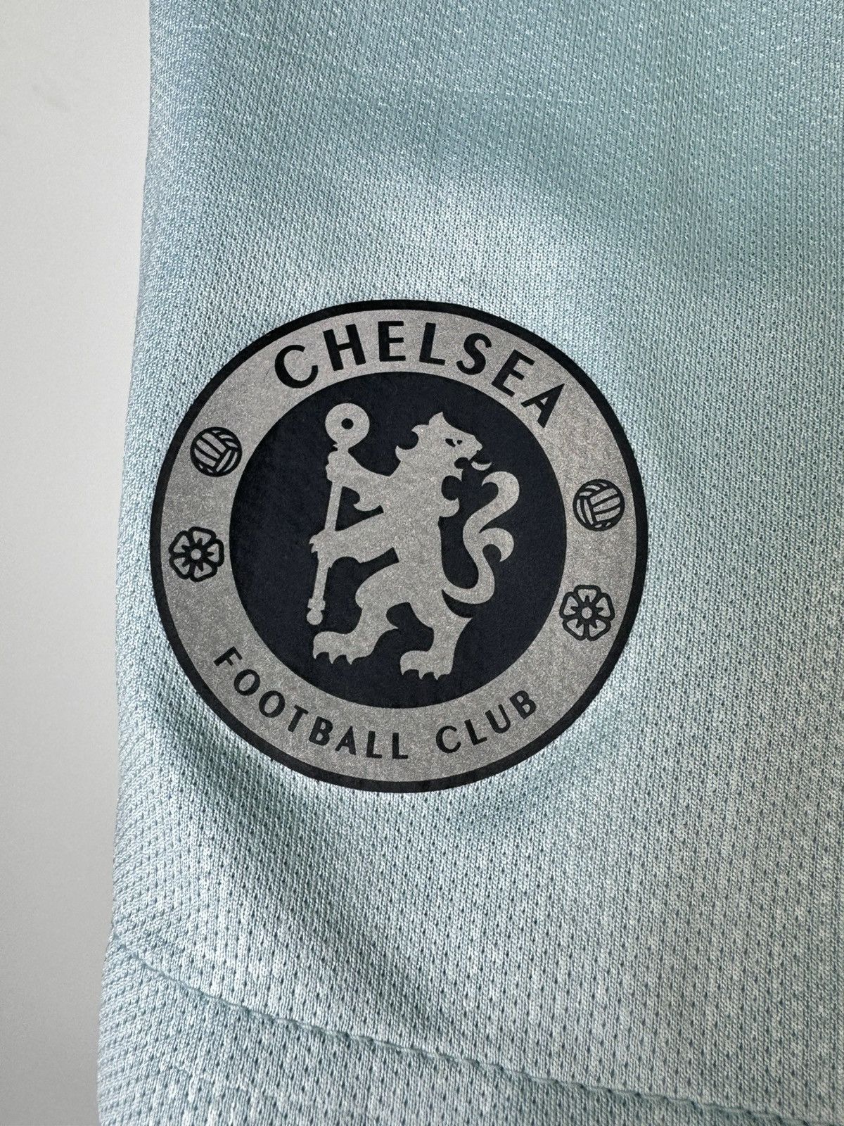 Nike CHELSEA third Shorts NIKE 2018-2019 The Blues SIZE XL.Boys Size US 28 / EU 44 - 4 Thumbnail
