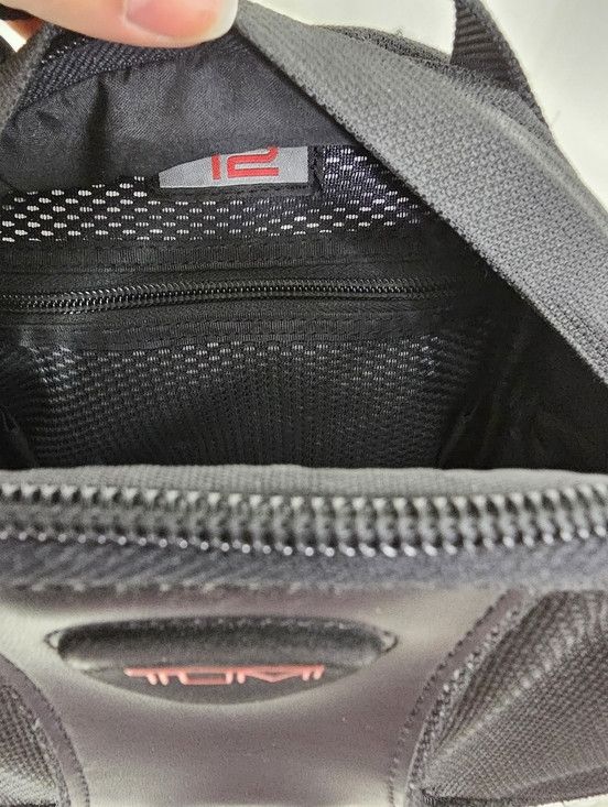 Tumi Tumi T2 black Ballistic Nylon Camera Shoulder Bag Vintage Size ONE SIZE - 10 Thumbnail