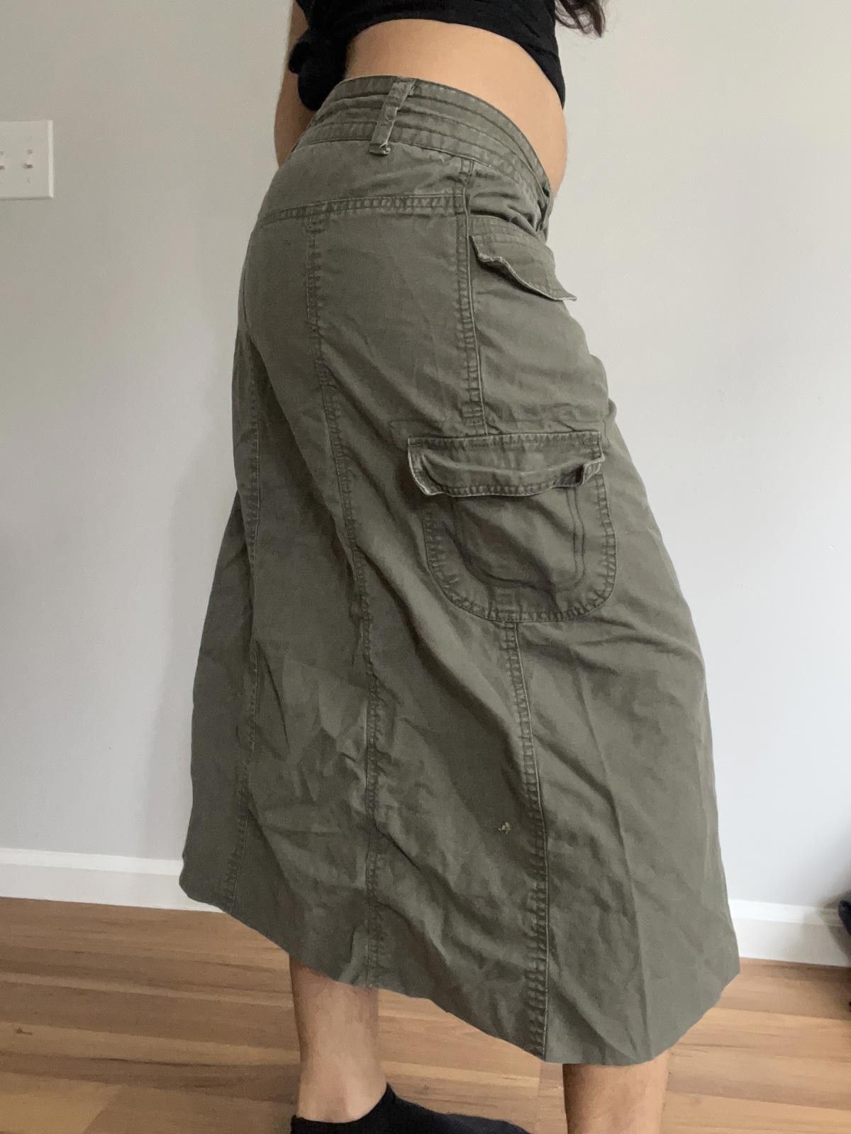 Other Women’s midi green cargo skirt Size 30" / US 8 / IT 44 - 7 Thumbnail