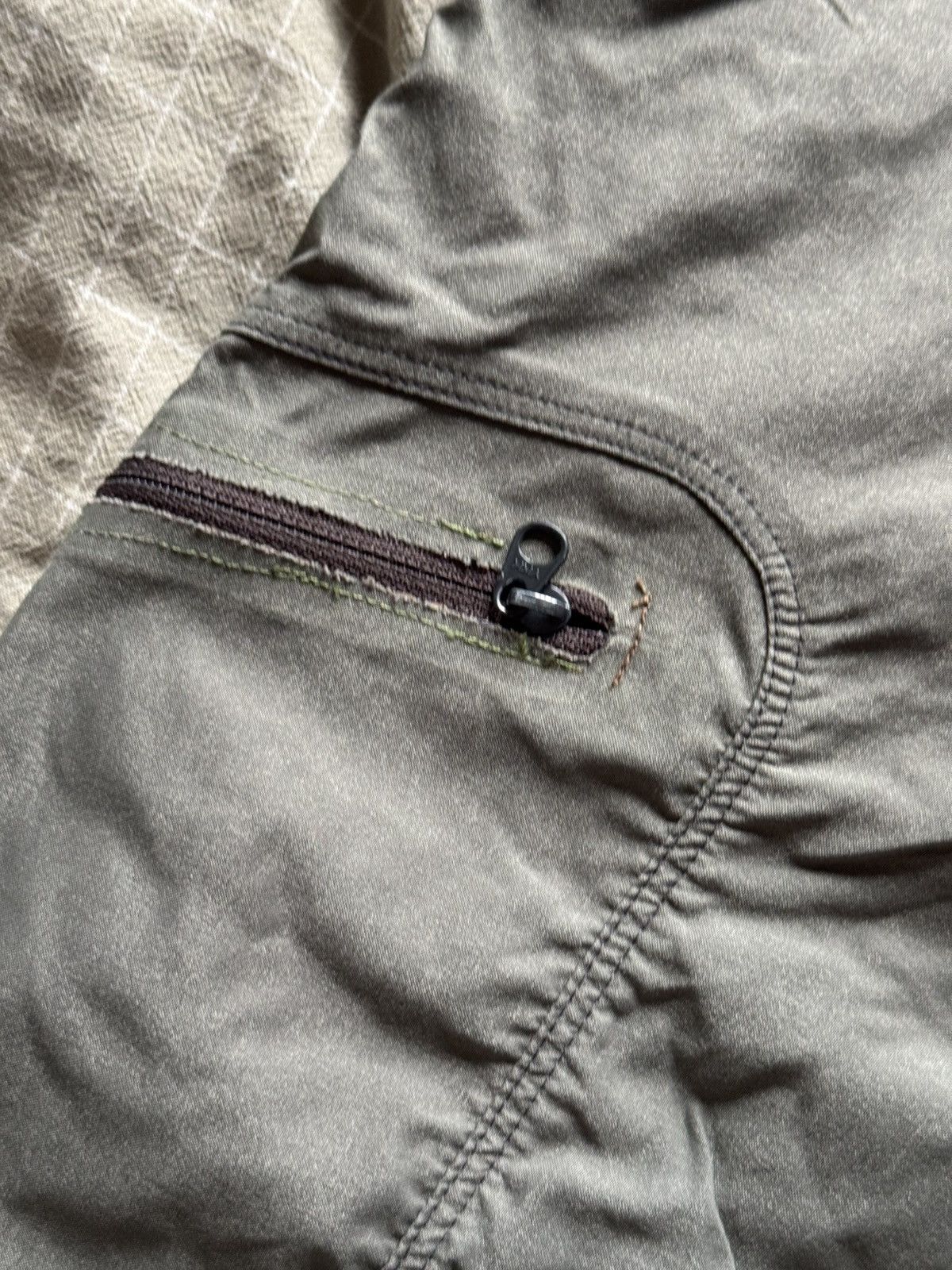 Arc'teryx ARC’TERYX OLIVE/KHAKI GREEN PANT MADE IN CANADA VINTAGE Size US 36 / EU 52 - 6 Thumbnail