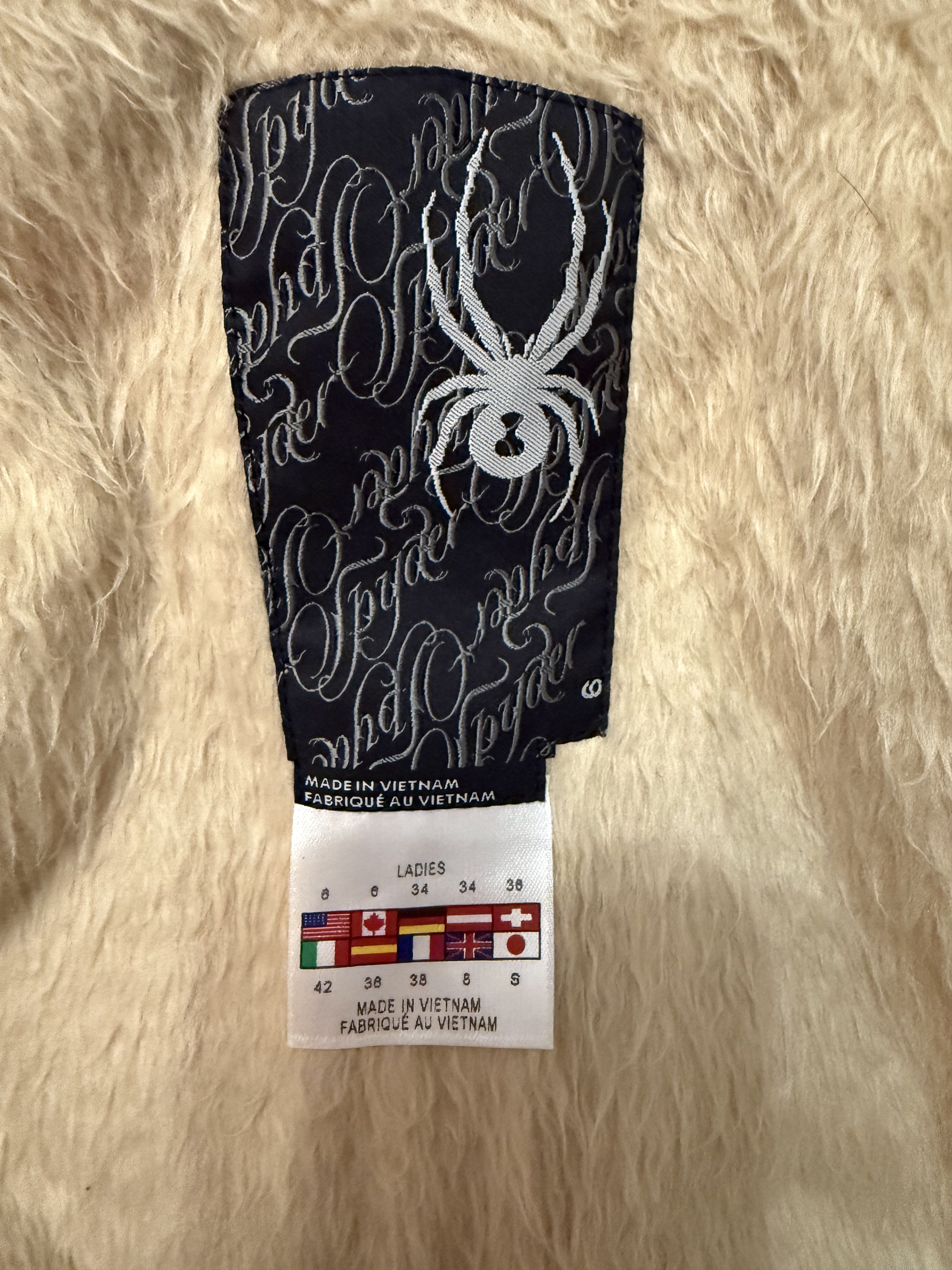 Spyder Spyder ski jacket for women. Size 6 Size M / US 6-8 / IT 42-44 - 8 Thumbnail