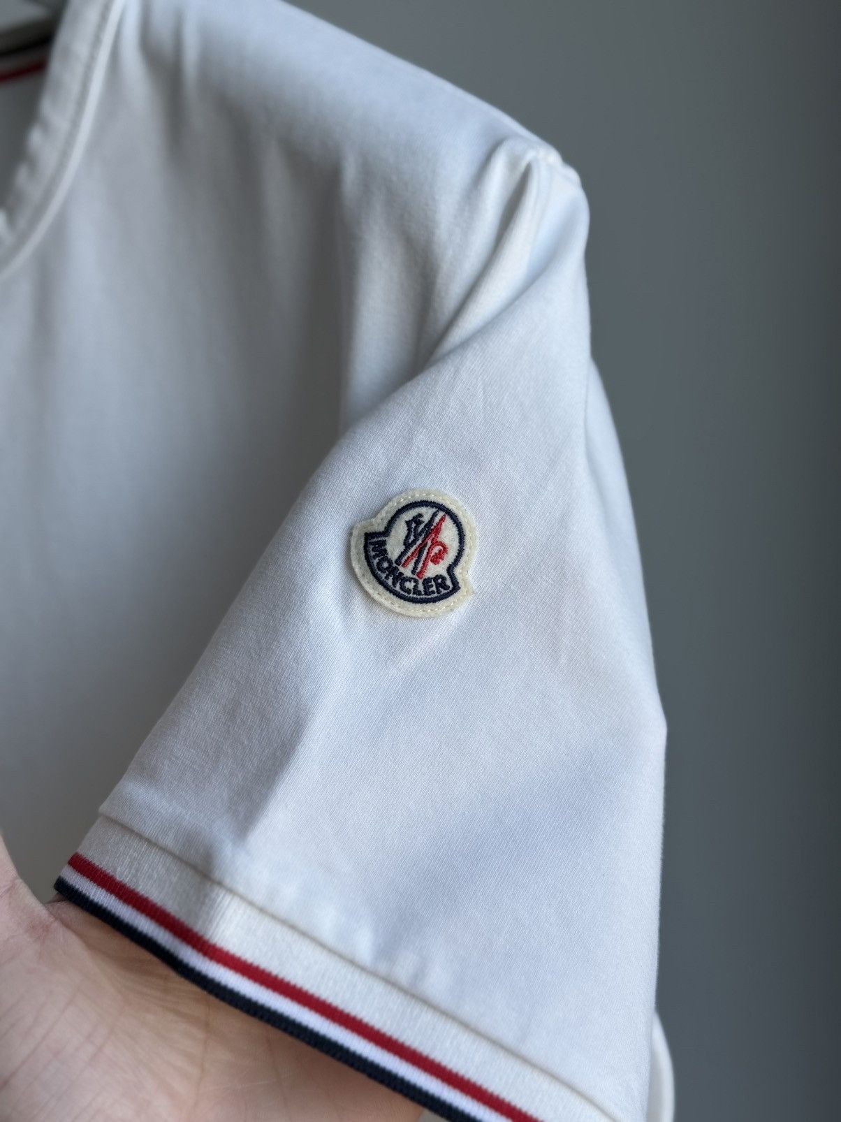Moncler Moncler Maglia T-Shirt White Small Logo Slim Fit Size US L / EU 52-54 / 3 - 8 Thumbnail