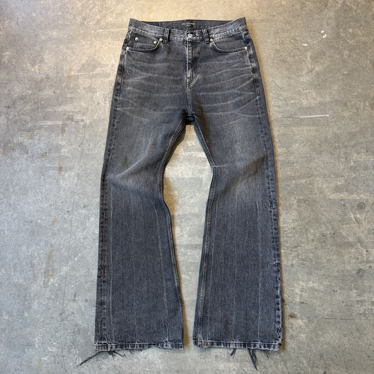 Balenciaga Balenciaga Lost Tapes Flared Denim Size US 32 / EU 48 - 1 Thumbnail