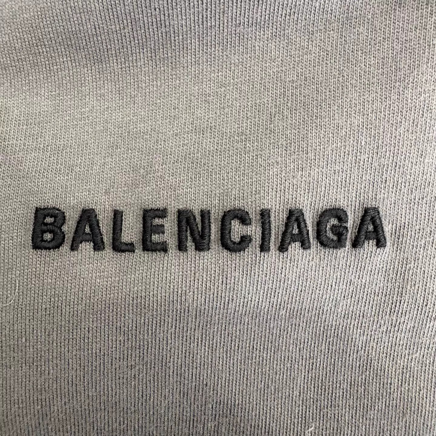 Balenciaga BLCG Embroidered Logo SS Tee Khaki/Deep Gray M NWT Size US M / EU 48-50 / 2 - 7 Thumbnail