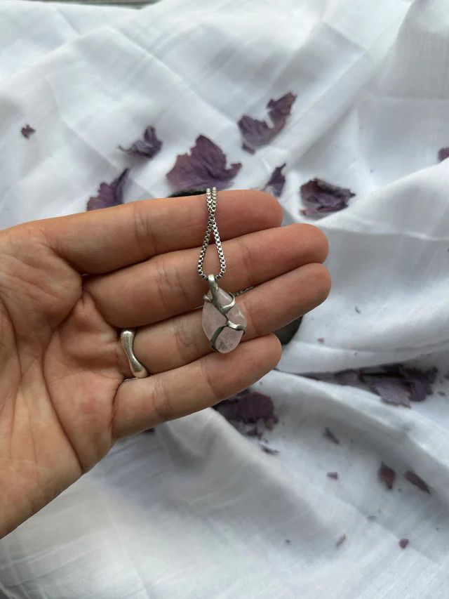Other “Quiet Bloom” – Rose Quartz Pendant by Laura Řezaninova Size ONE SIZE - 2 Thumbnail