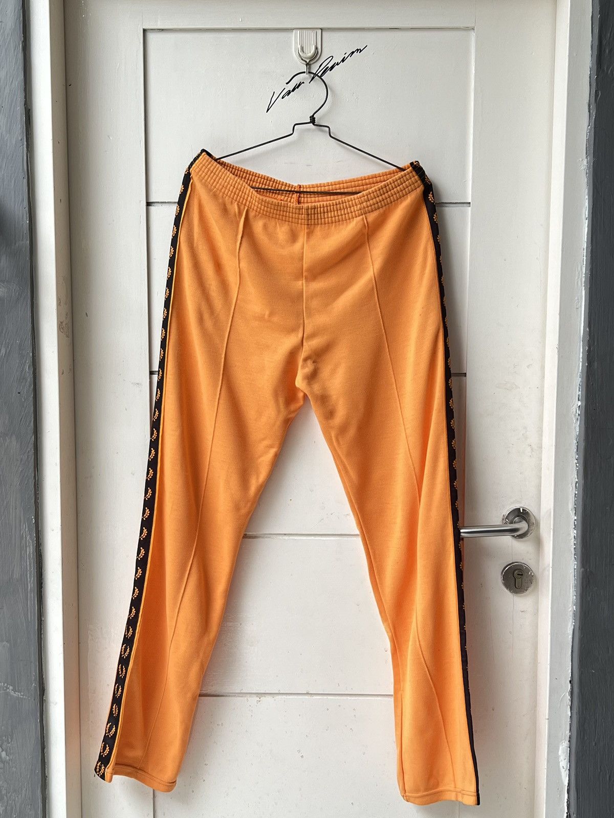 Fred Perry FRED PERRY Orange Sweatpants Size US 29 - 7 Thumbnail