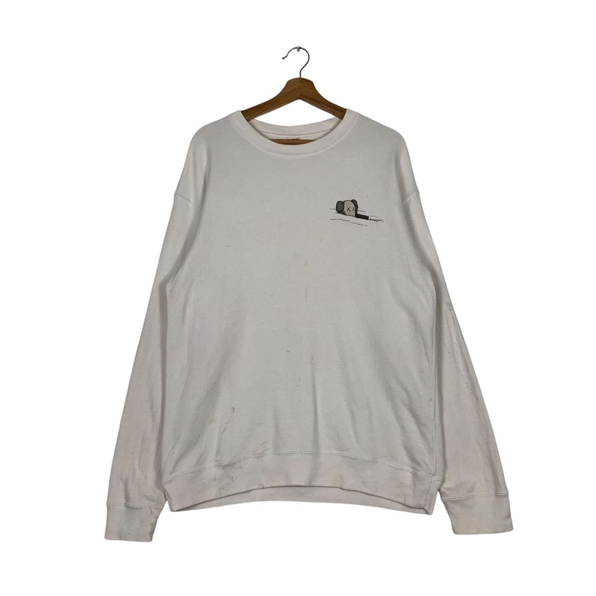 Uniqlo UNIQLO X KAWS Big Logo Graphic Sweatshirt #1257-C57 Size US L / EU 52-54 / 3 - 3 Thumbnail