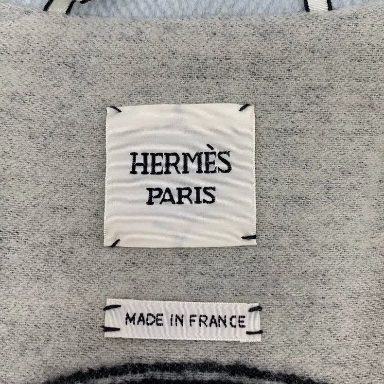 Hermes Hermes Light Blue Cashmere Lapel Long Sleeve Short Coat Size XS / US 0-2 / IT 36-38 - 5 Thumbnail