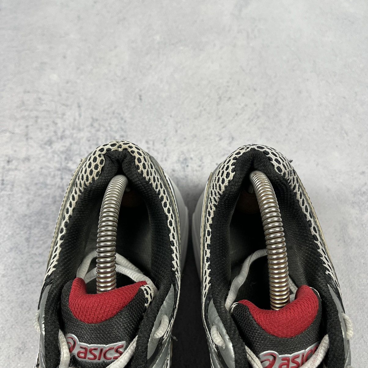 Asics Vintage Asics Gel Ikaia rare Japanese low top sneakers 00’s Size US 8 / EU 41 - 20 Thumbnail