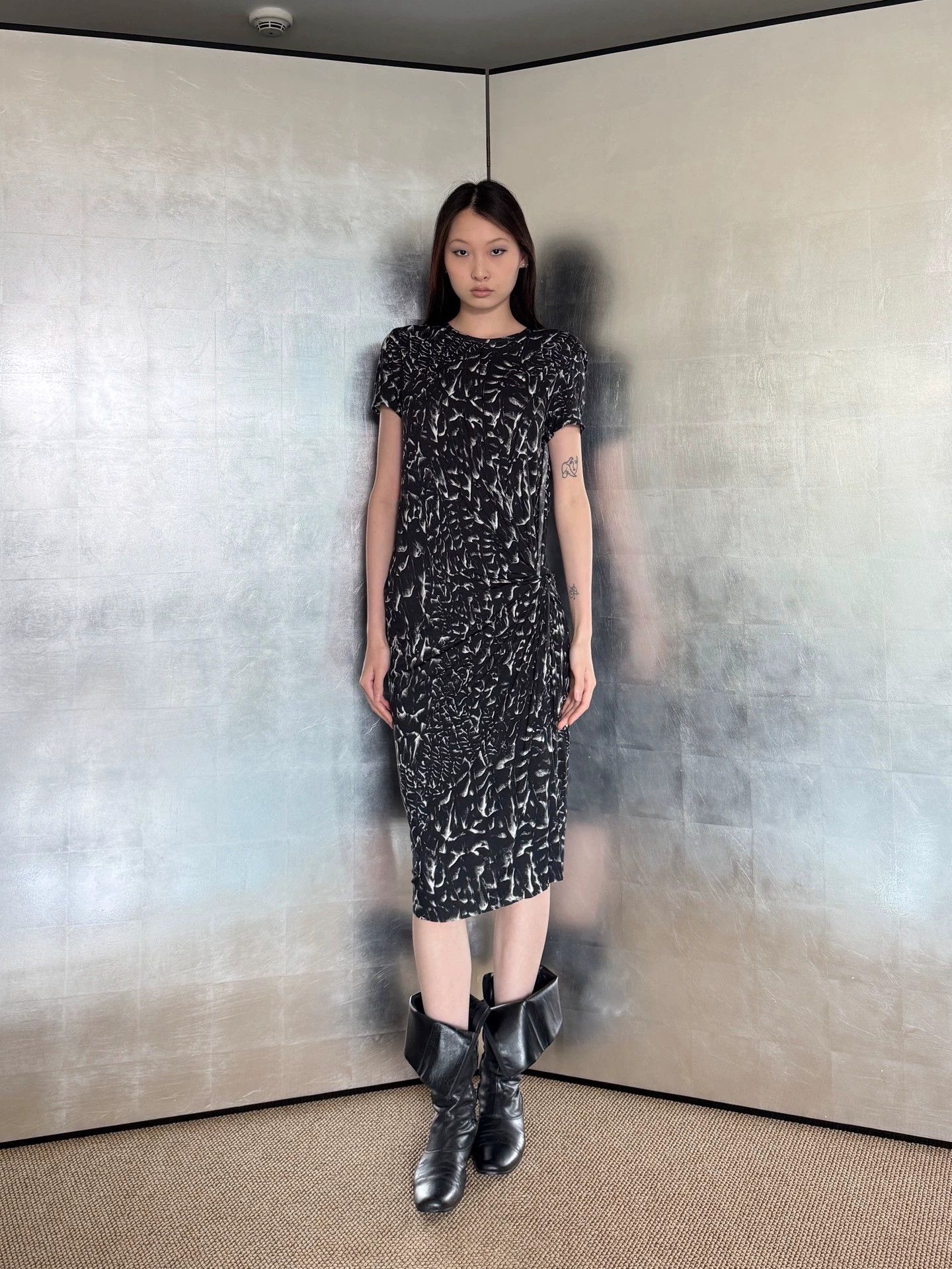 Helmut Lang Helmut Lang Vintage Printed Elastic Knot Slit Dress S Size S / US 4 / IT 40 - 3 Thumbnail