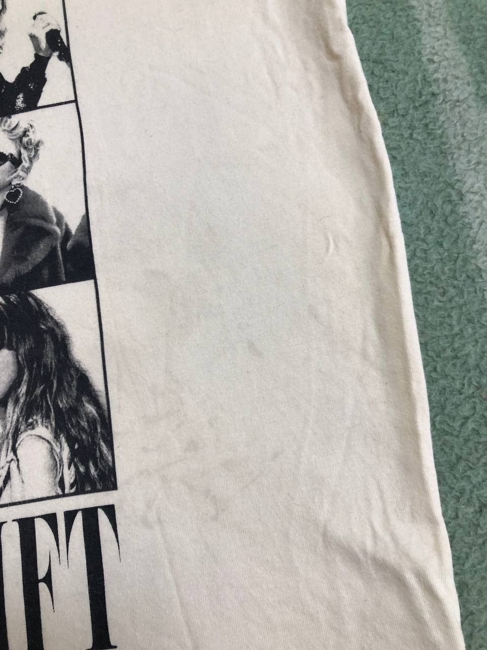 Vintage Taylor Swift The Eras Tour Beige T-Shirt Official Merch Size US XS / EU 42 / 0 - 11 Thumbnail