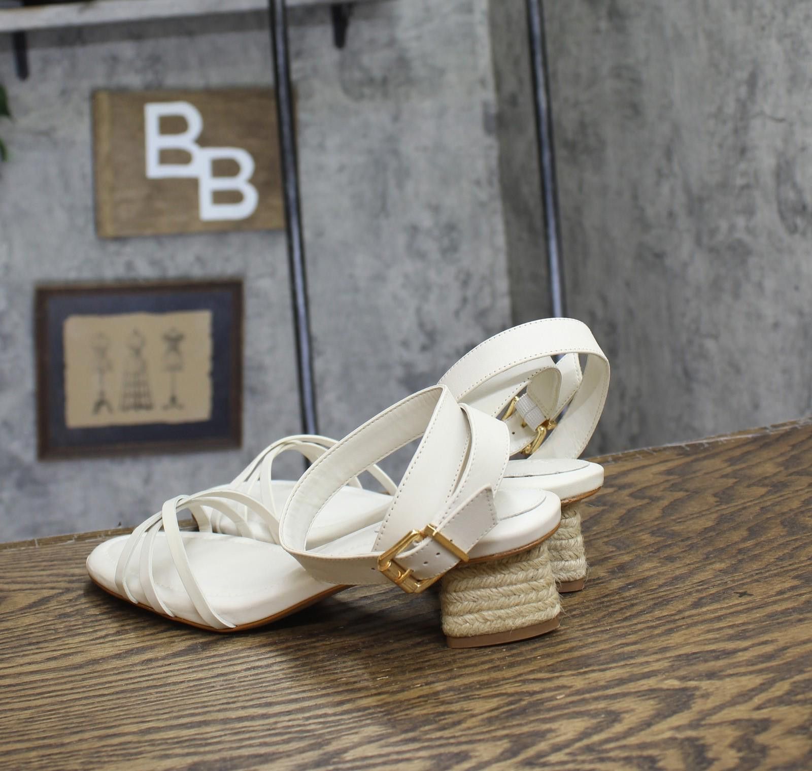 Schutz Alexandra Mid Block Sandals Pearl Off White 8.5b