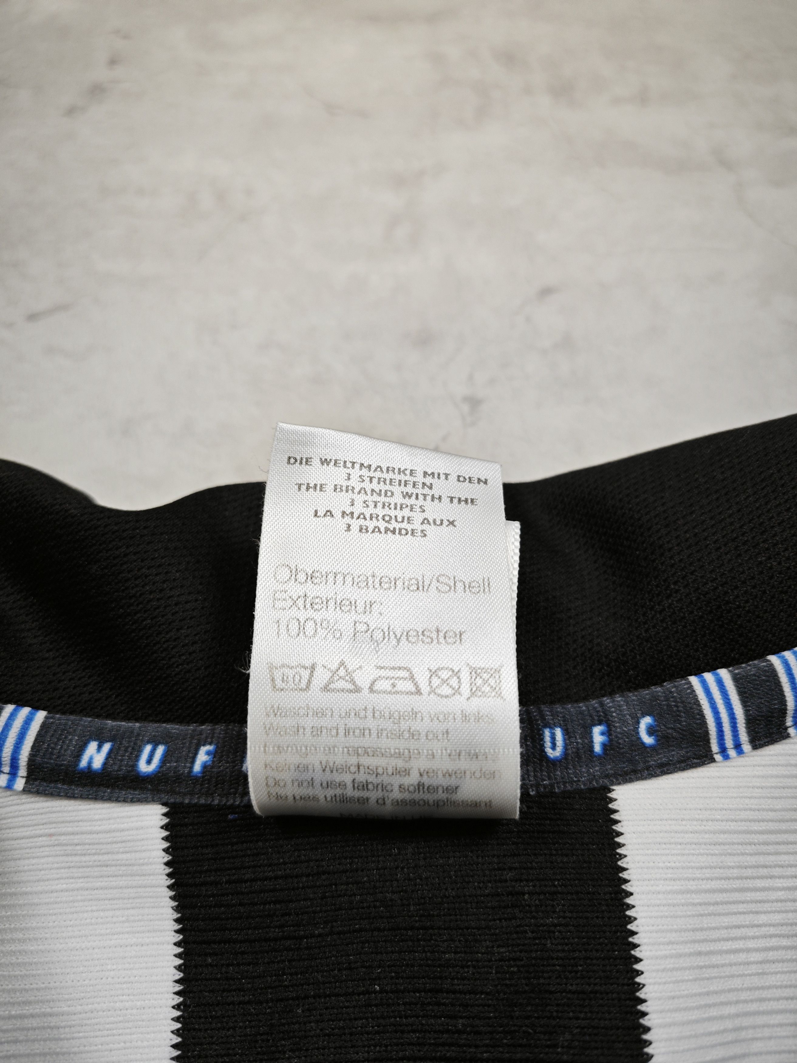 Adidas Adidas Newcastle 2000 Size US M / EU 48-50 / 2 - 10 Thumbnail