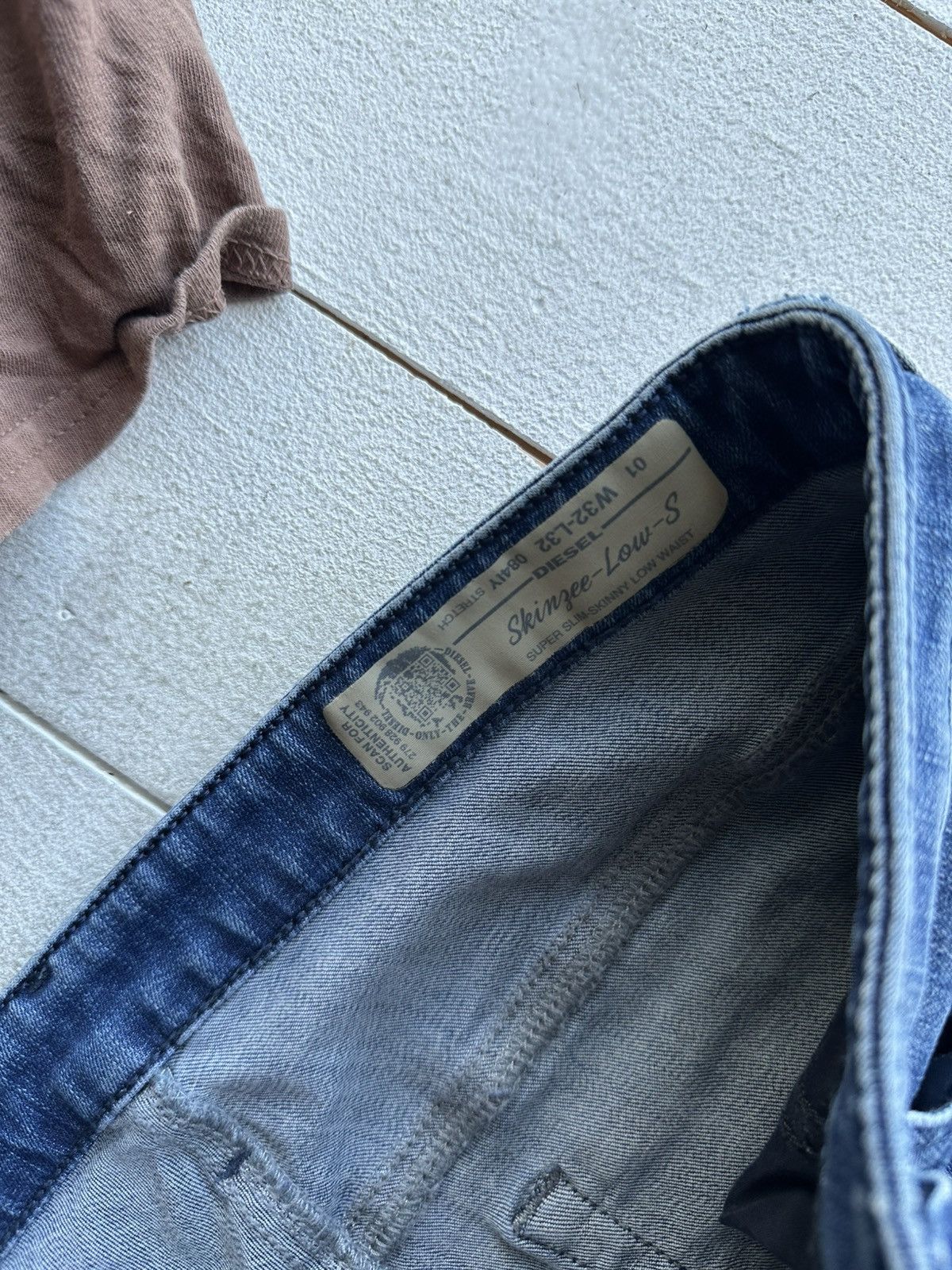 Diesel 🚨Gothic Diesel Regular Slim relax Flared Jeans Womens Size 32" / US 10 / IT 46 - 3 Thumbnail