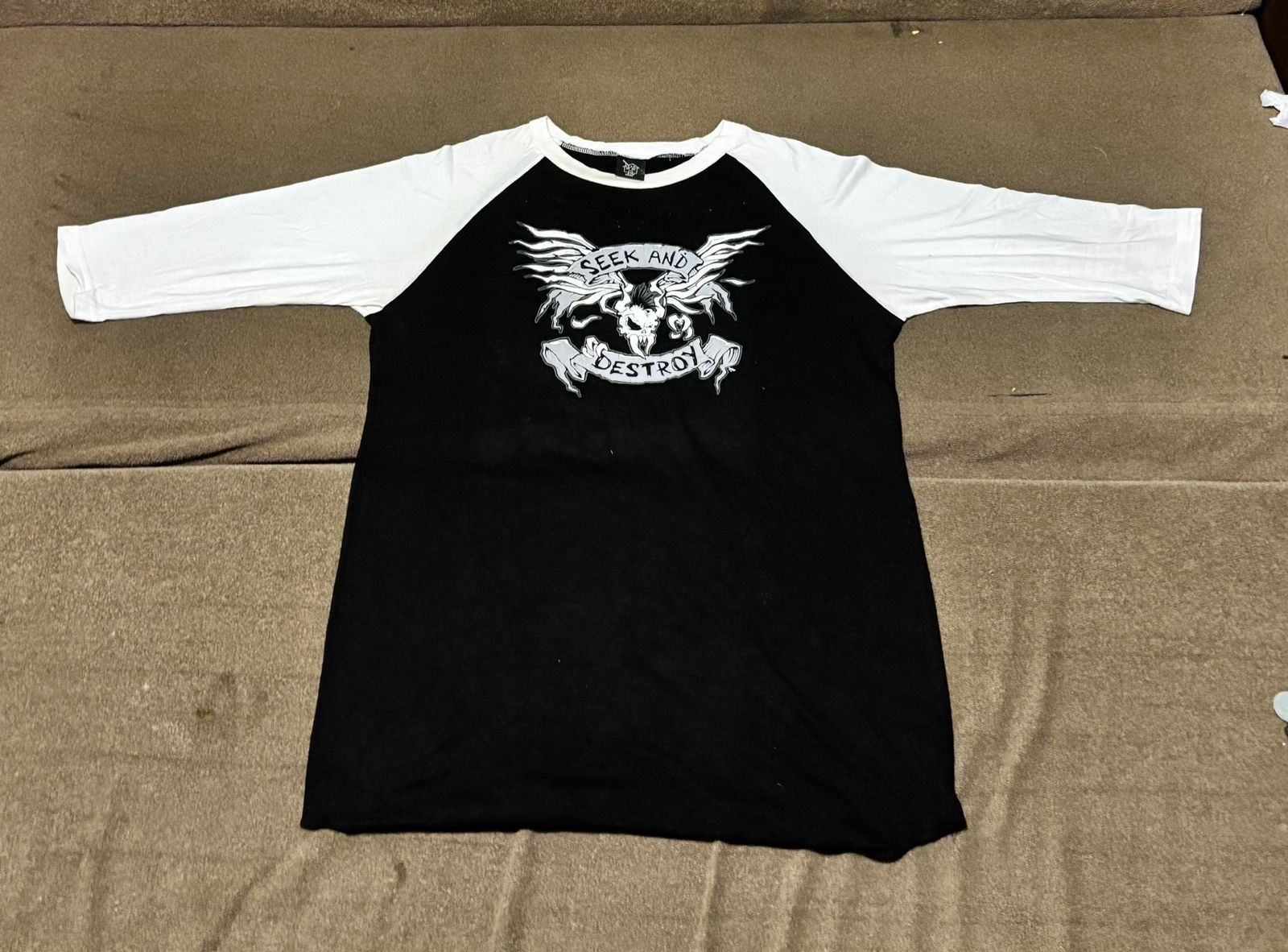 Metallica Vintage Metallica Seek And Destroy Raglan Shirt Size US L / EU 52-54 / 3 - 1 Thumbnail