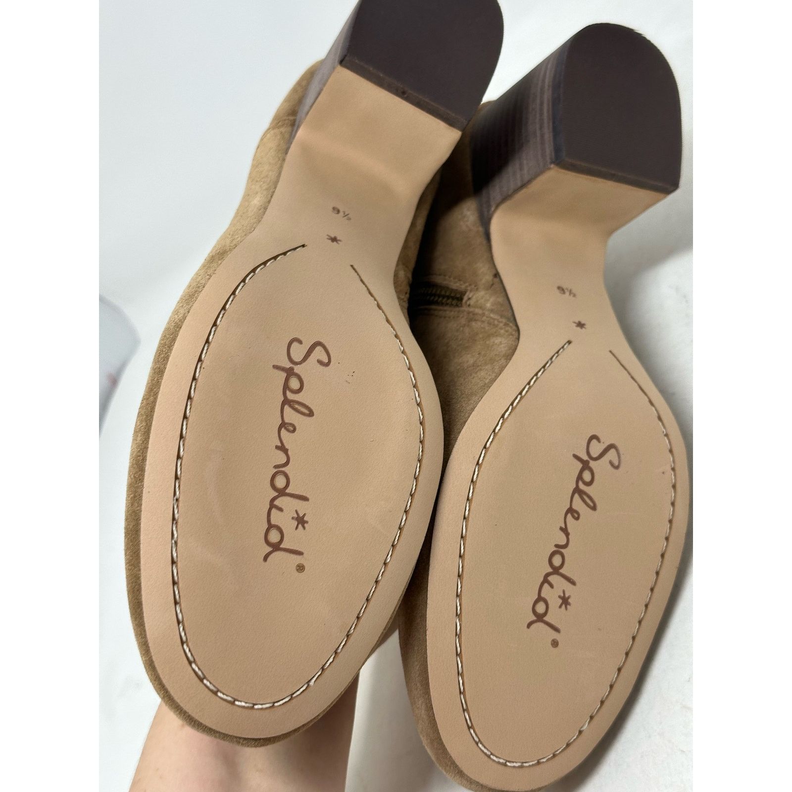 Splendid Splendid Hespera light brown suede booties size 9.5 Size US 9.5 / IT 39.5 - 3 Thumbnail