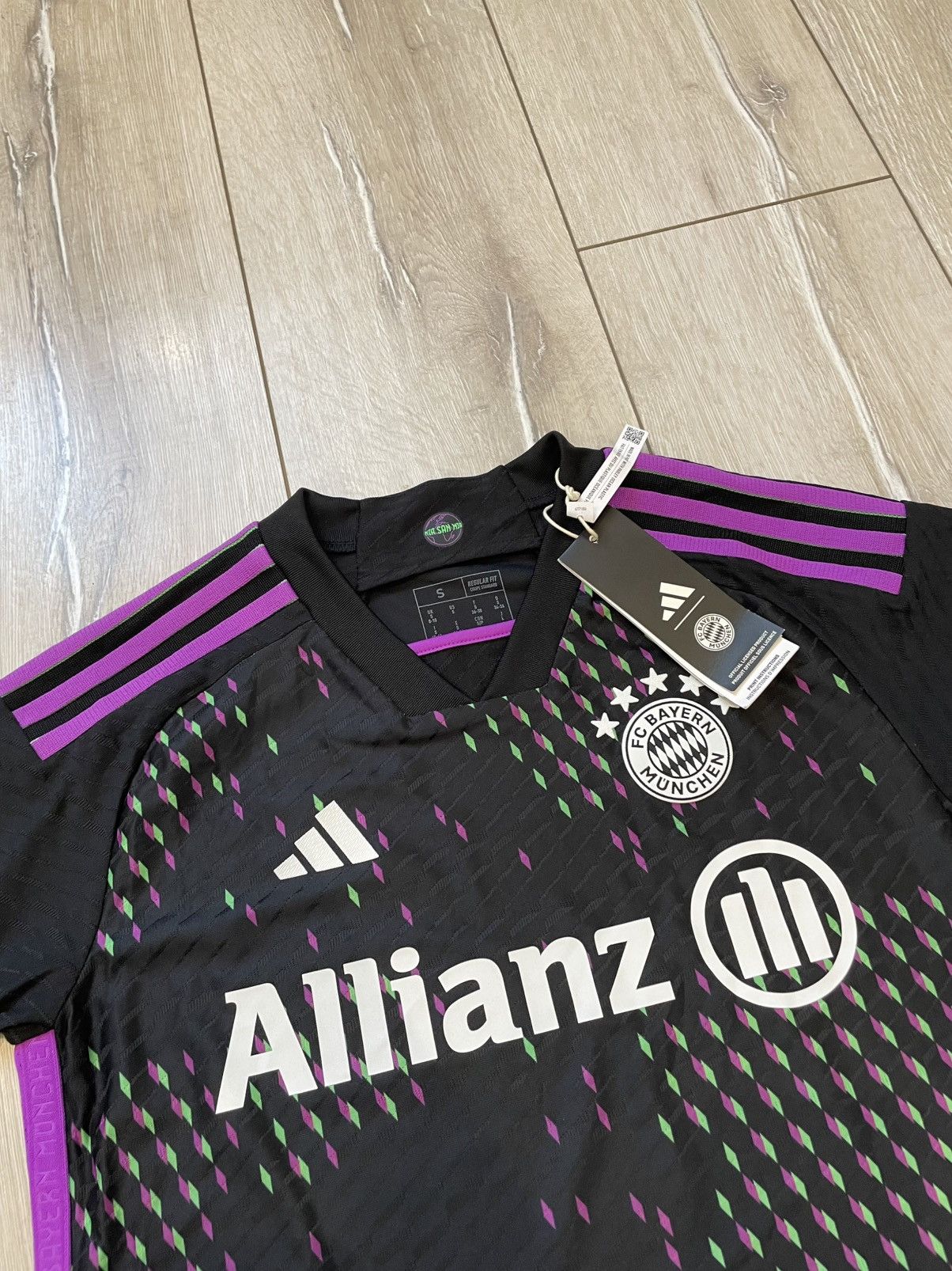 Adidas Adidas Bayern Munich 23/24 Player Version Away Womans Jersey Size S / US 4 / IT 40 - 2 Thumbnail