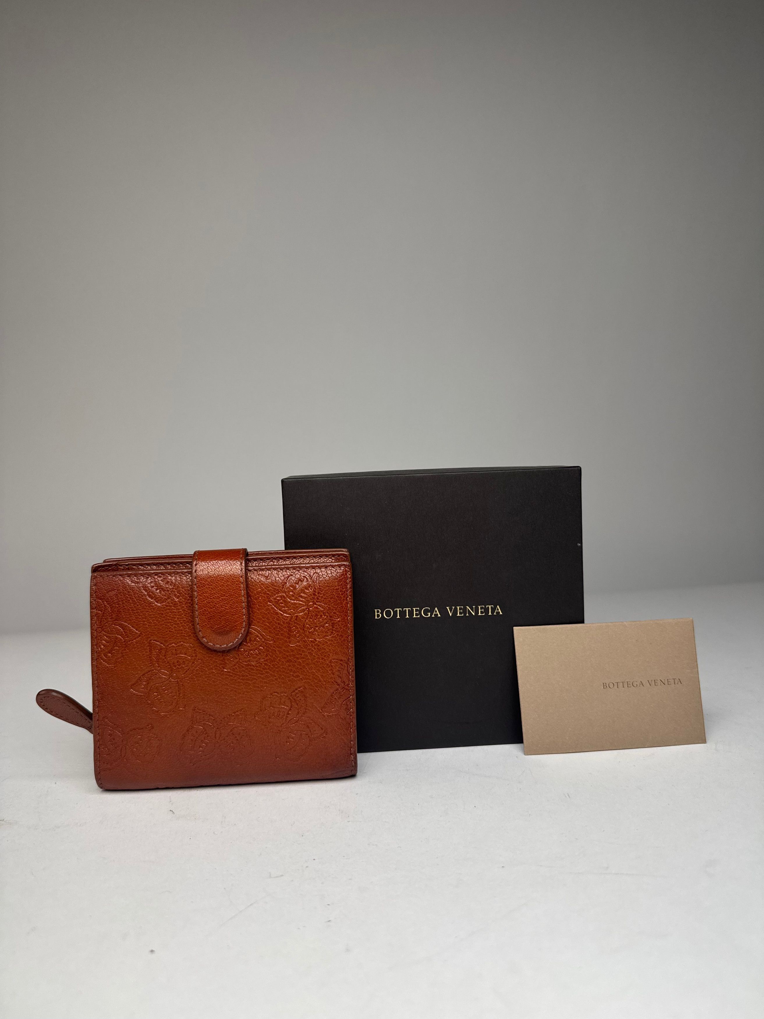 Bottega Veneta Vintage Butterfly Monogram Leather Wallet Brown Size ONE SIZE - 1 Thumbnail
