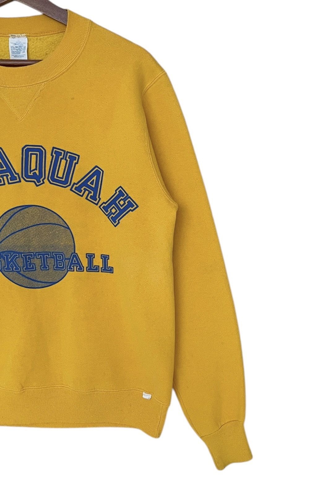 Vintage Vintage Team Issaquah Basketball Sweatshirt 1990s Size US S / EU 44-46 / 1 - 4 Thumbnail