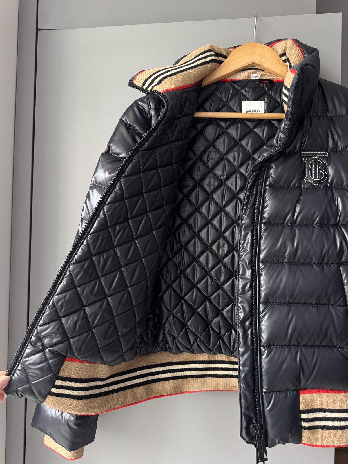 Burberry Burberry Detachable Sleeve Logo Puffer Down Jacket Size S / US 4 / IT 40 - 18 Thumbnail
