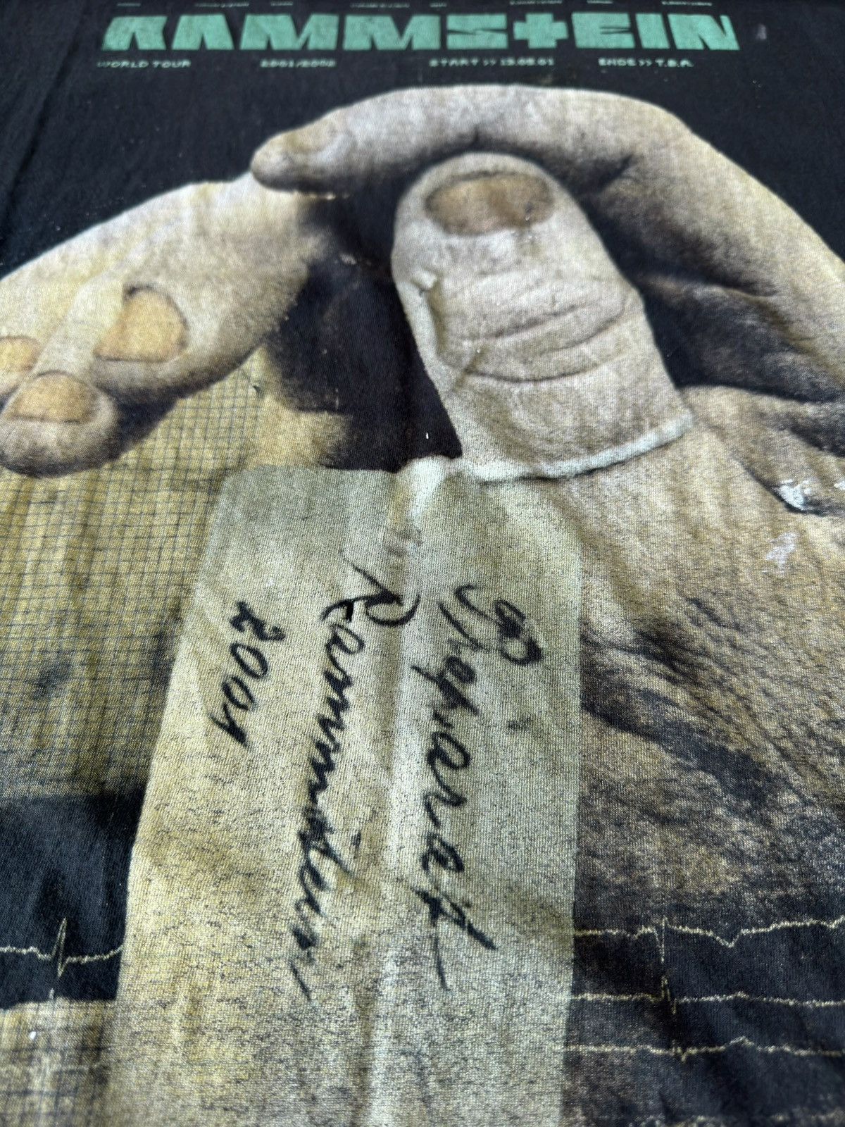 Band Tees × Vintage 2003 Rammstein World Tour 2001/2002 Mutter 00s Vintage Shirt Size US L / EU 52-54 / 3 - 7 Thumbnail