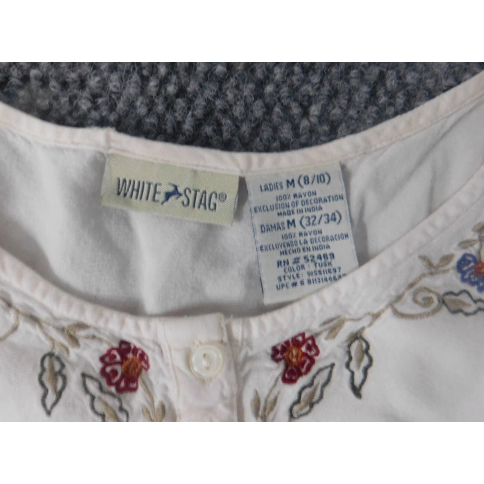 Vintage White Stag Blouse Womens Regular M White Crew Neck Pullover Sleeveless Floral Ruffle Casual Rayon Vintage No Size M / US 6-8 / IT 42-44 - 7 Thumbnail