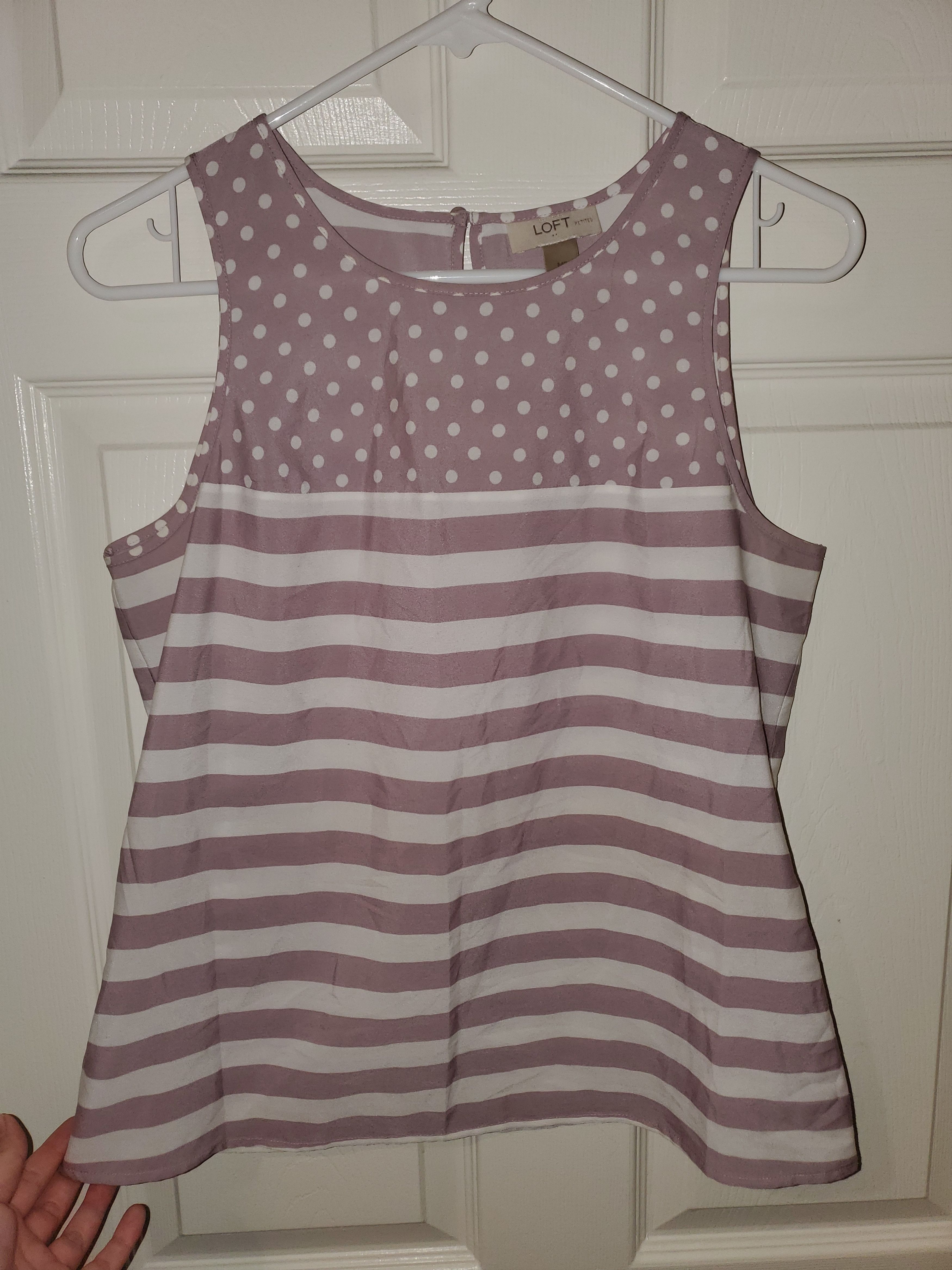 Ann Taylor Lavender & White Sleeveless Blouse (size MP) Size M / US 6-8 / IT 42-44 - 2 Thumbnail