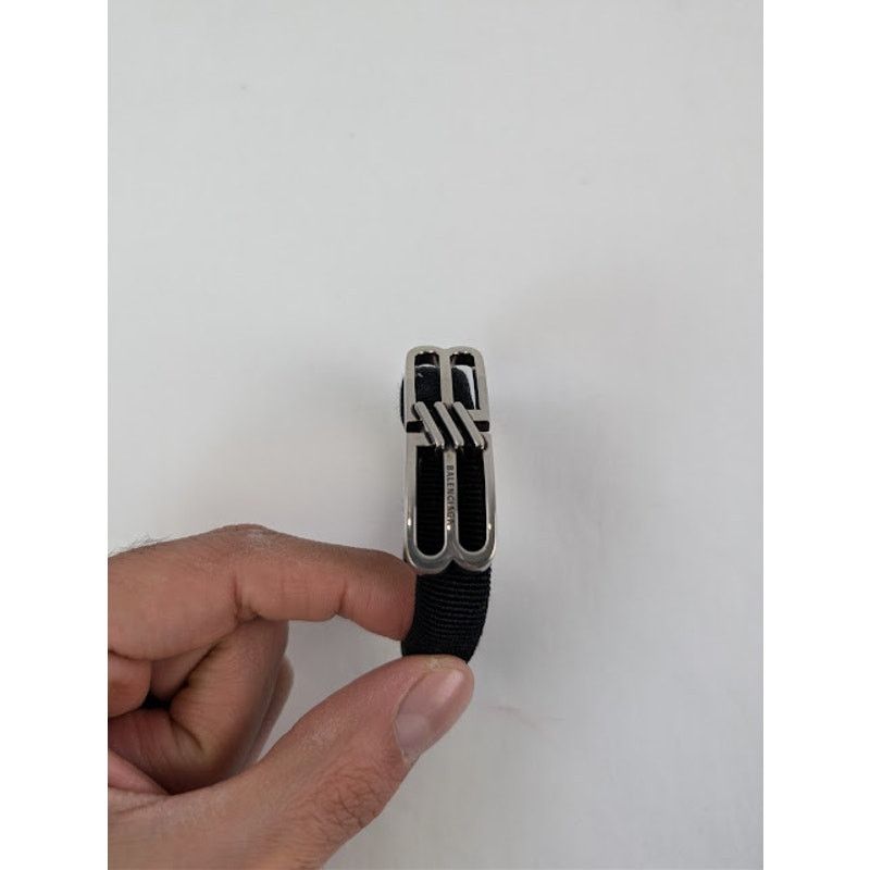 Balenciaga o1rshd1 Q:2 / Size: OS / BB Icon Hair Tie in Black Size ONE SIZE - 8 Thumbnail