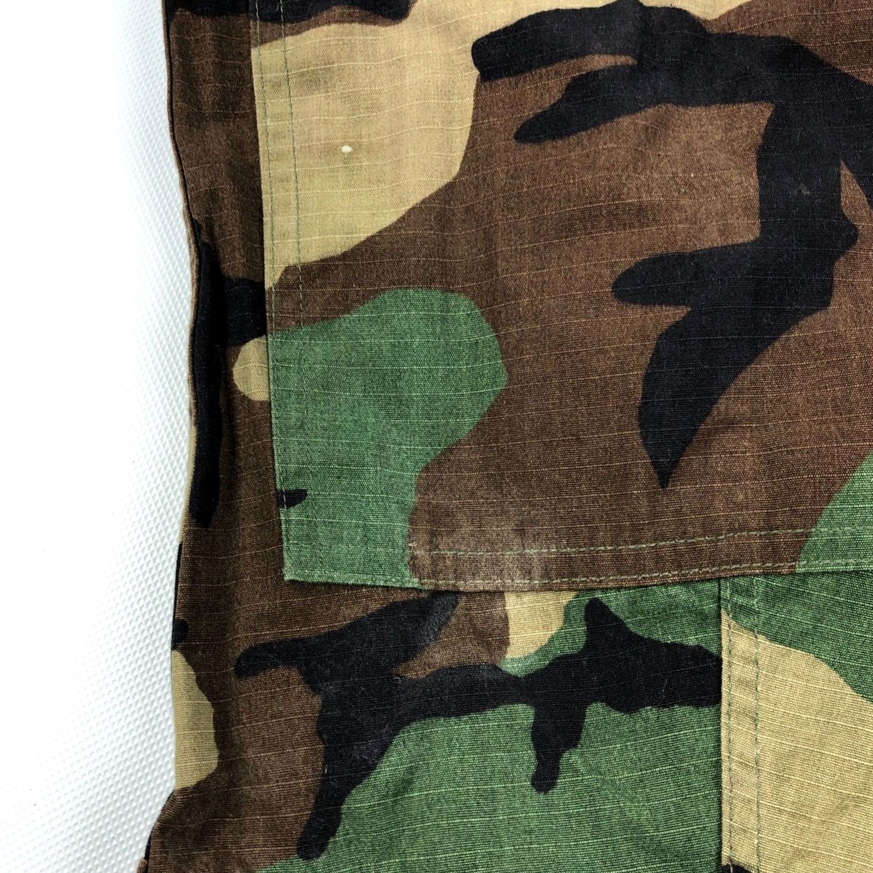 Vintage VINTAGE US Army Jacket S Men Woodland Camo 90s USGI Military Canvas Pockets Size US S / EU 44-46 / 1 - 5 Thumbnail