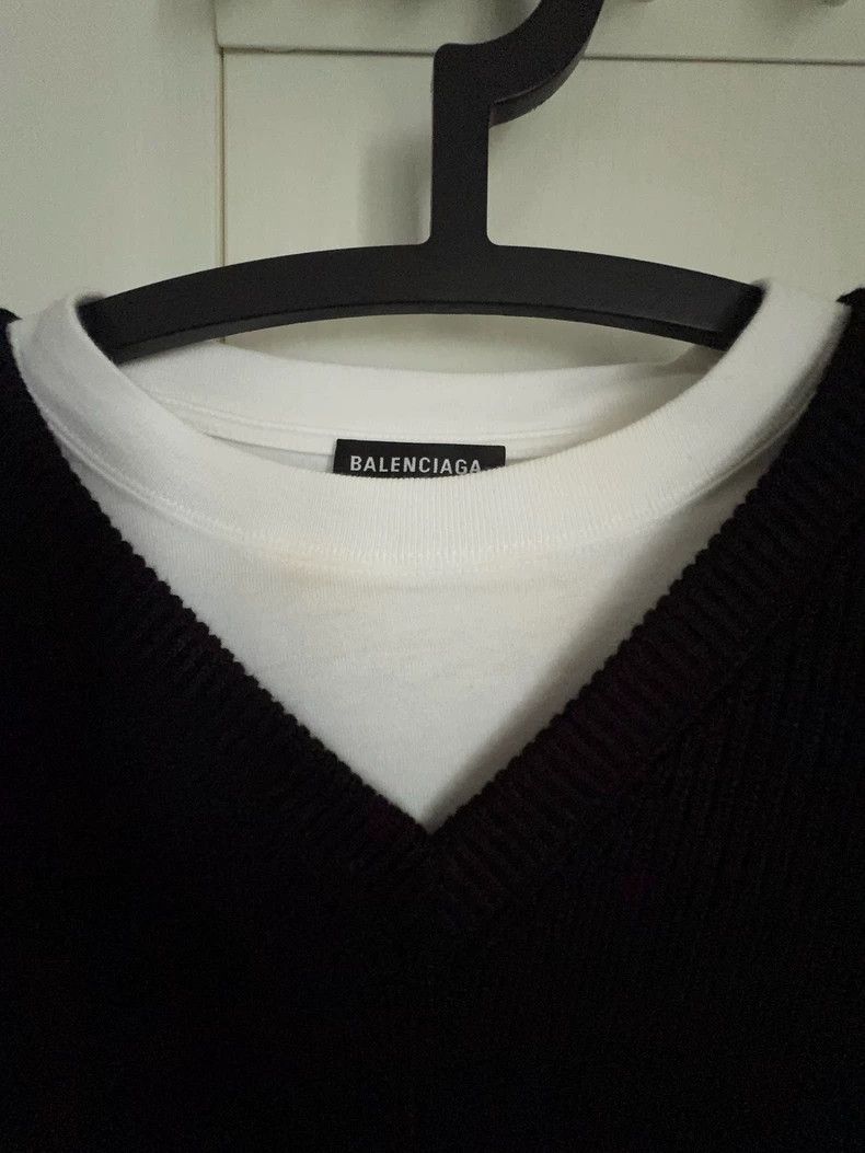 Balenciaga Balenciaga Black sweater and white T-shirt two-in-one V-ne Size US S / EU 44-46 / 1 - 5 Thumbnail