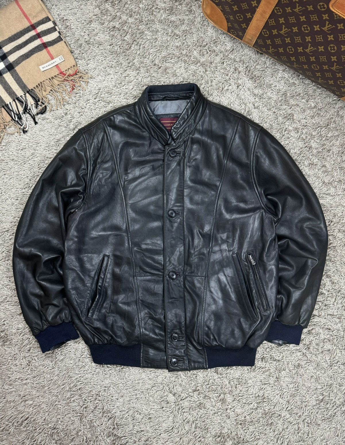 Vintage Vintage leather jacket bomber 90s original casual item Size US XL / EU 56 / 4 - 1 Thumbnail